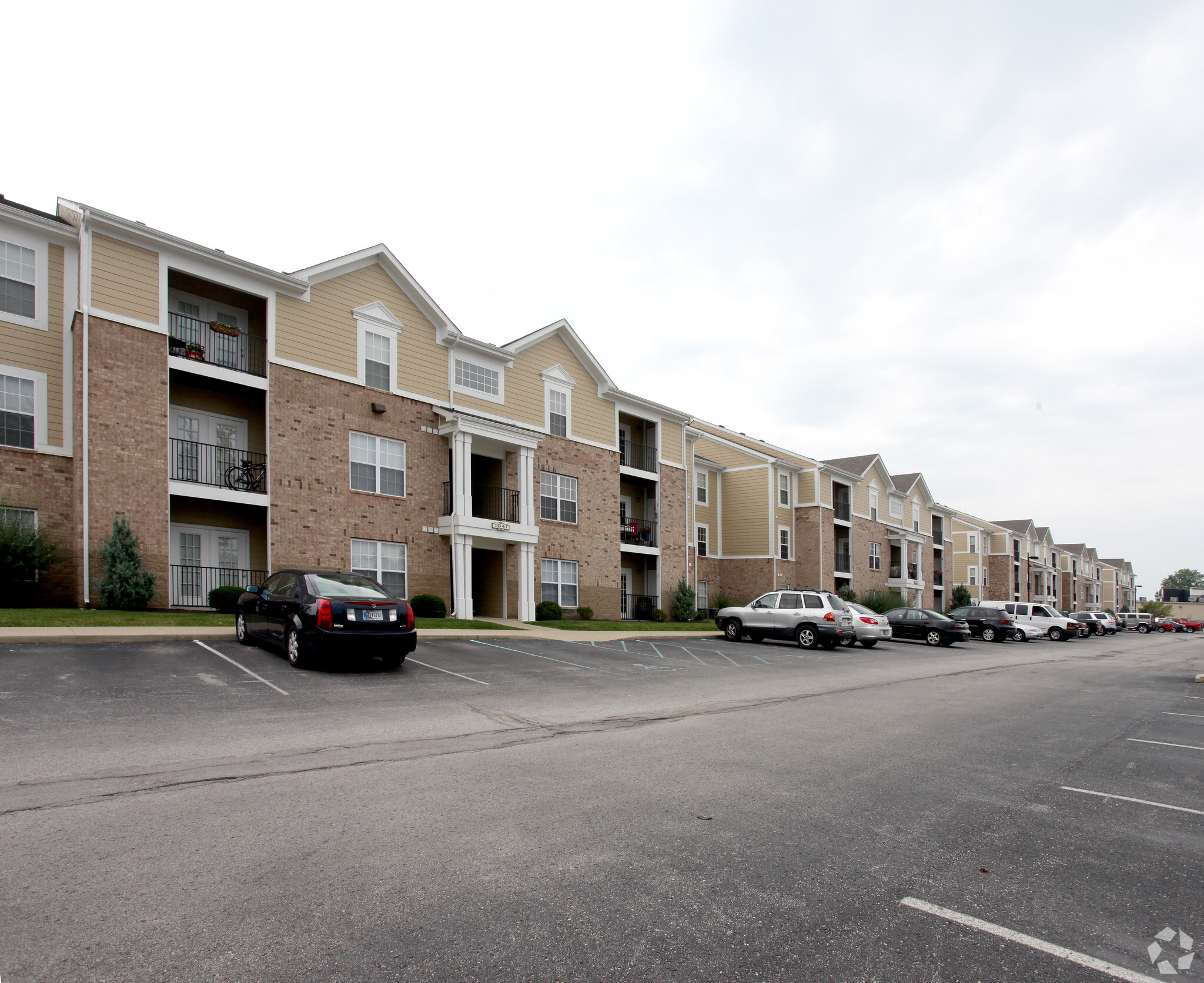 Lauth Communities Buys Apartment Complex in Franklin