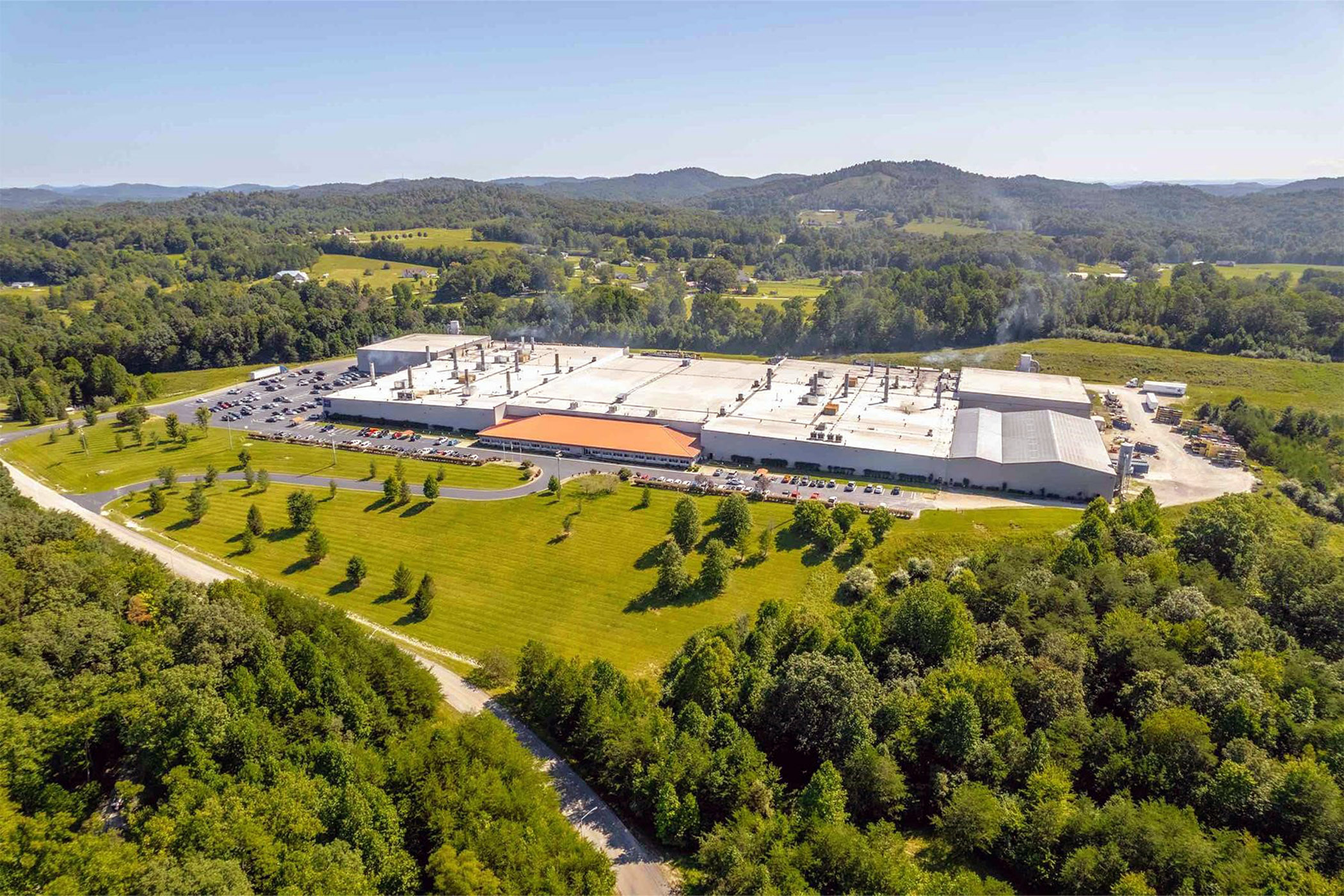 Brennan Investment Group and Arch Street Capital Advisors acquired a CTA Acoustics-leased facility in Corbin, Kentucky, as their first acquisition for their 10th joint venture formed to acquire, own and manage a portfolio of industrial properties throughout the U.S. (Brennan Investment Group)