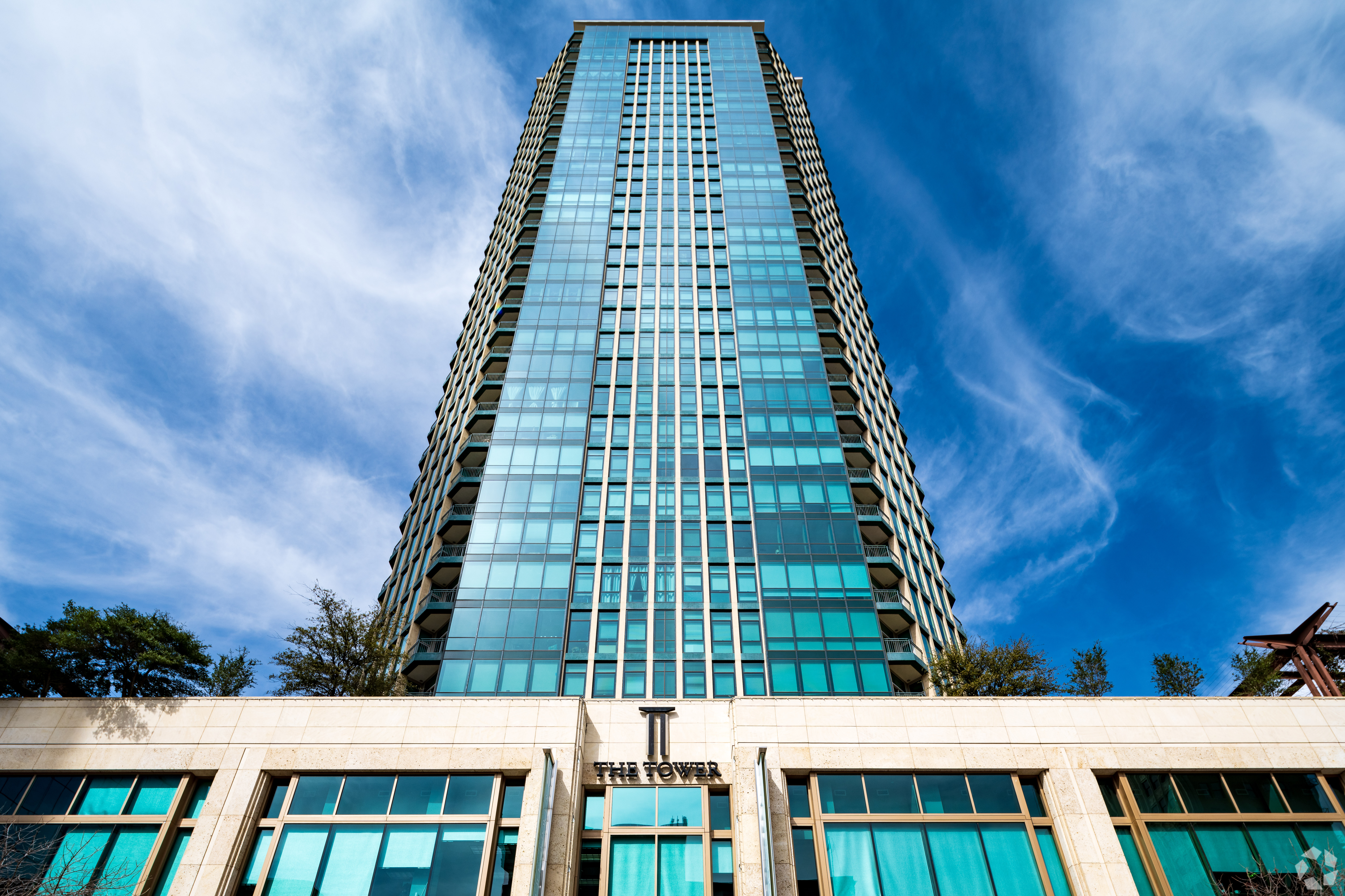 Dickies plans to move into a mixed-use building in the heart of downtown Fort Worth, Texas, that is next to The Tower, a condo skyscraper that is pictured above. (Saeid Zare/CoStar)