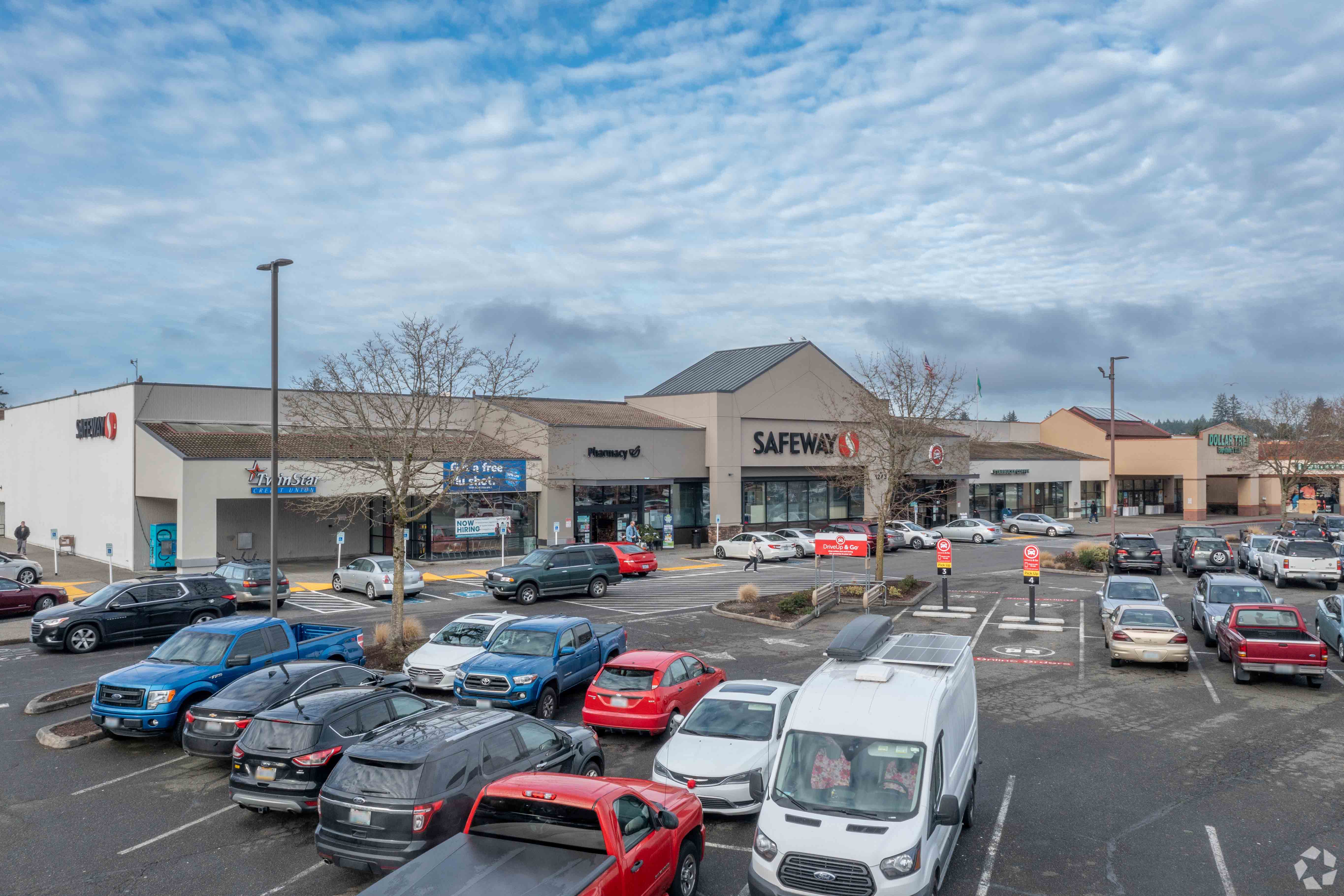 Retail Opportunity Investments Corp. owns the 153,158-square-foot Hawks Prairie retail center in Lacey, Washington. (CoStar)