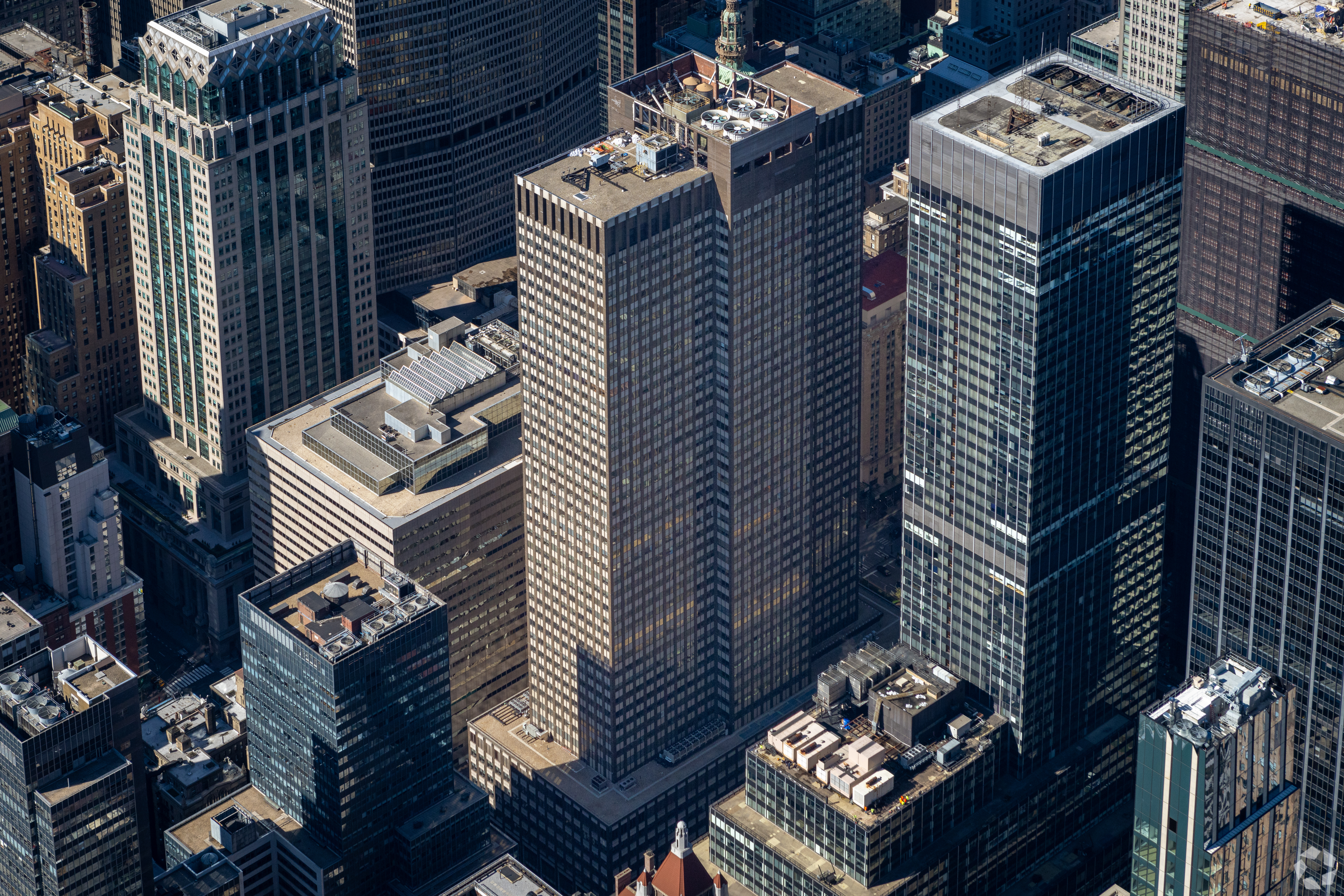 Stonepeak is expected to occupy the 31st and 32 floors of the building, at 245 Park Ave., owned by SL Green and Mori Trust. (CoStar)