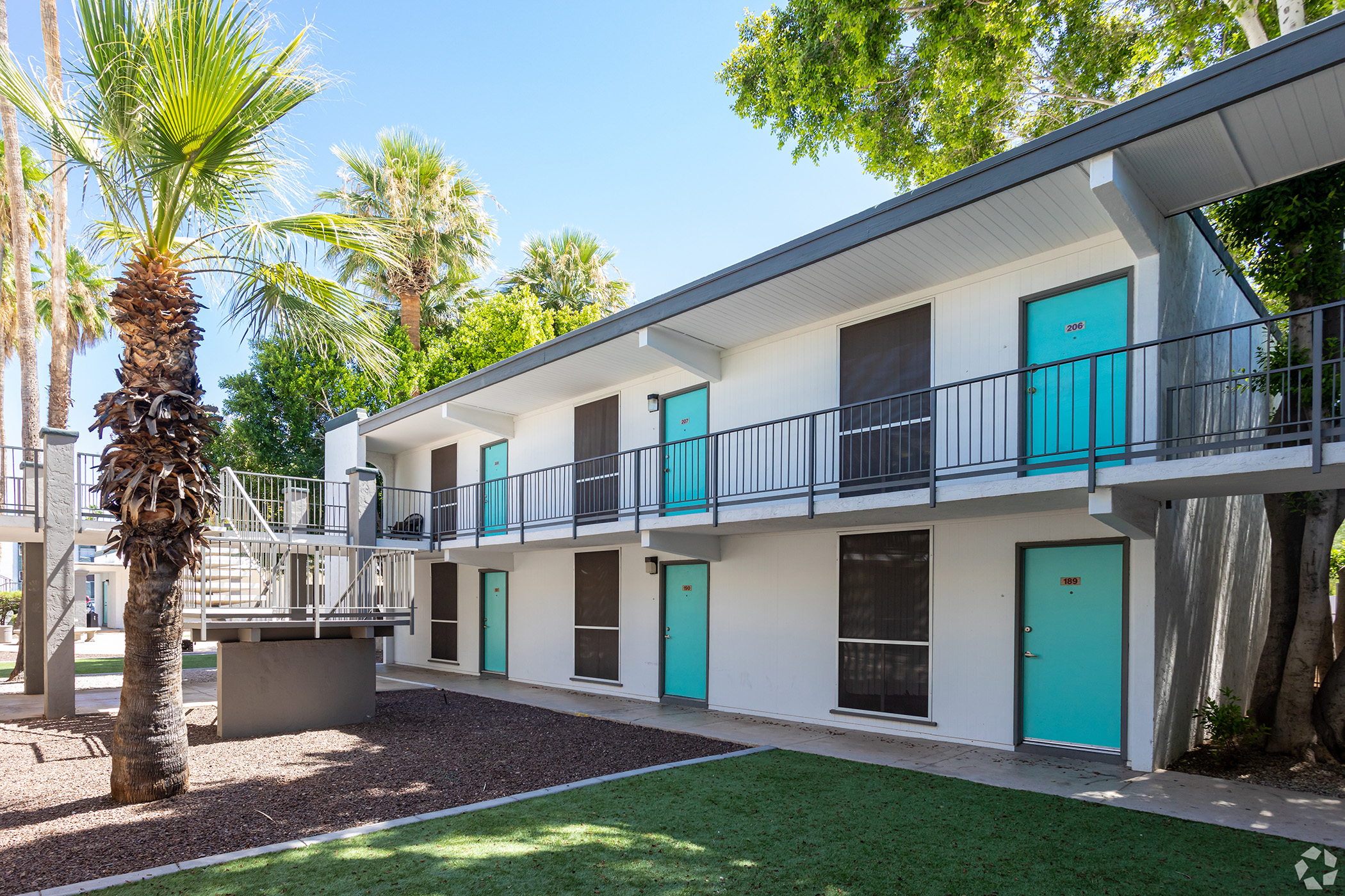 The Gio apartments in northeast Phoenix was built in 1970. (CoStar)