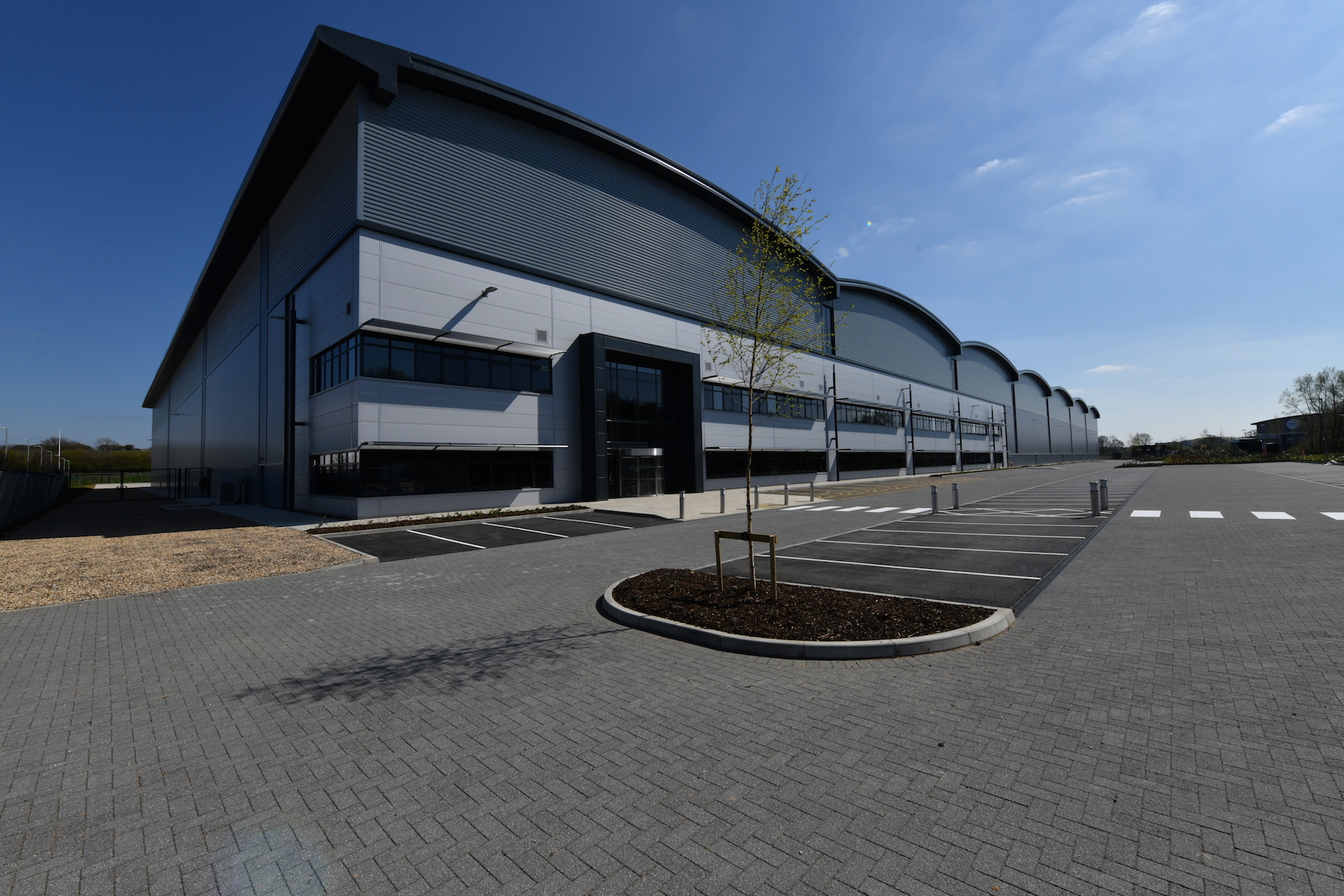 Tritax Symmetry/BA Pension Fund land Great Bear for 335,000 sq ft