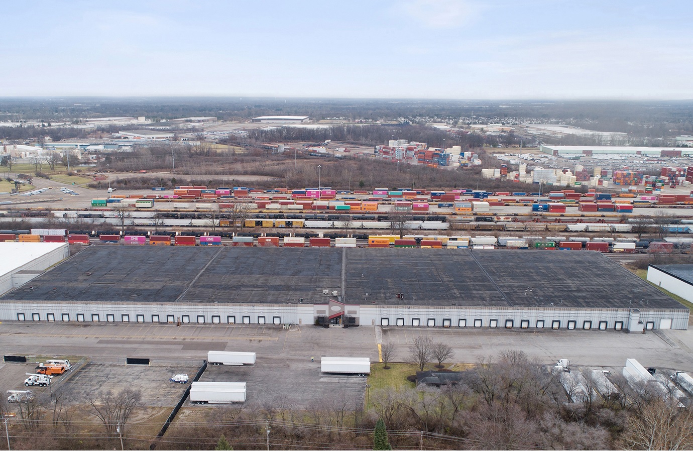 The vacant distribution center at 1675 Watkins Road in Columbus is set to undergo a full-scale renovation. (Clear Height Properties)