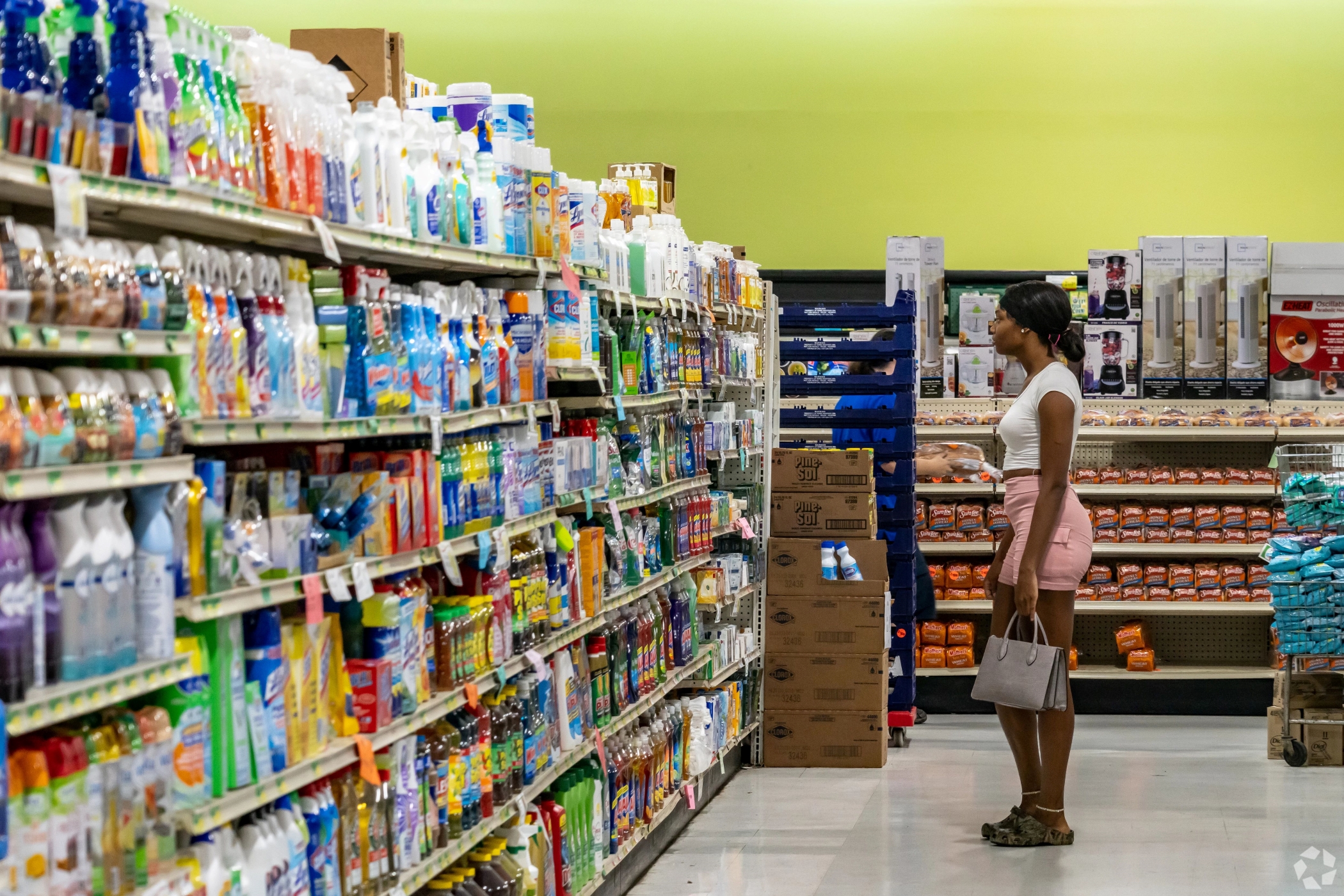 Consumers expect inflation rates to fall over the next three years but remain cautious about year-ahead prospects for household income growth, according to the Federal Reserve Bank of New York. (Owen Kaufman/CoStar)