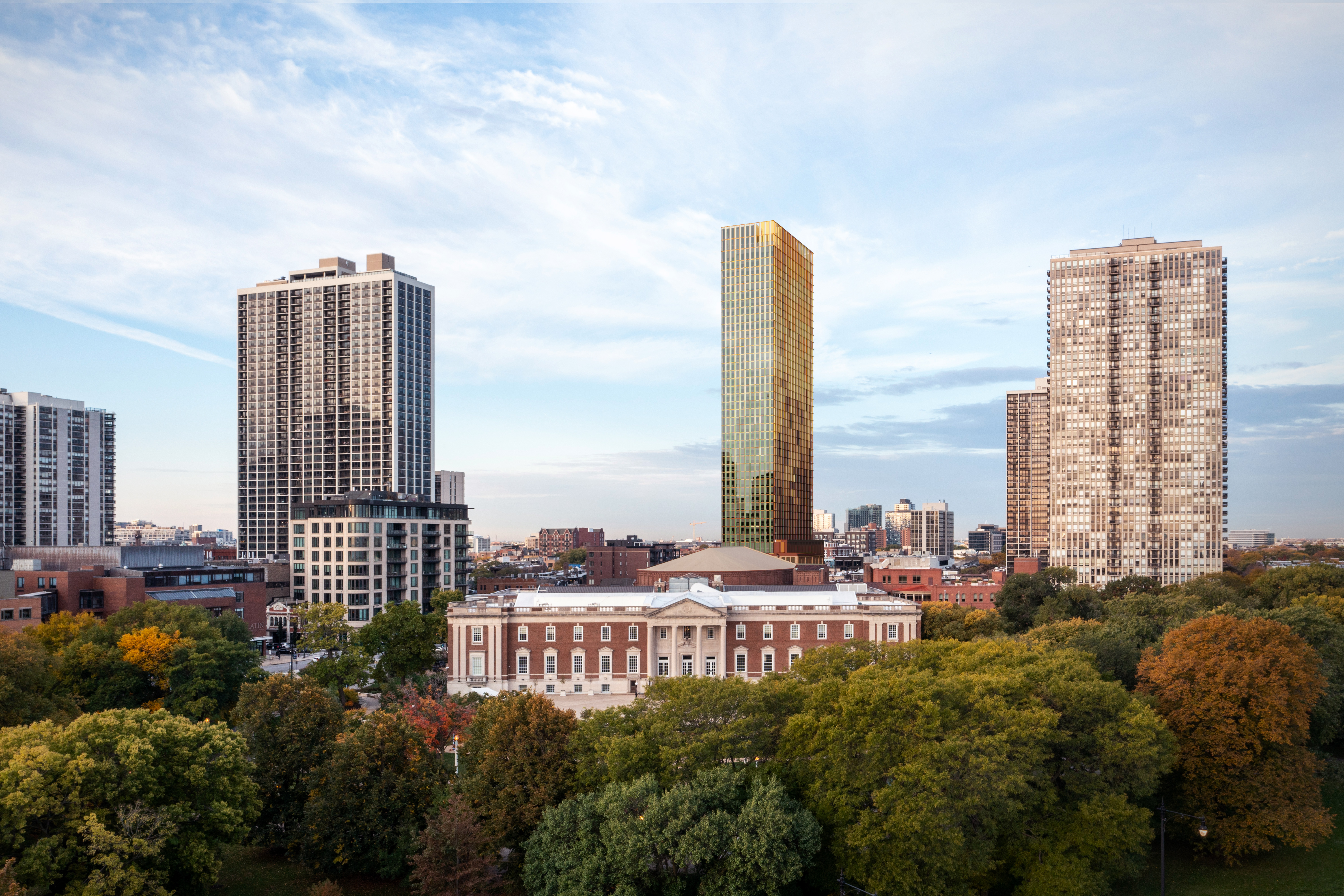 Chicago developer Fern Hill's proposed 500-unit apartment tower in Old Town has been rejected by the local alderman. (GREC Architects)