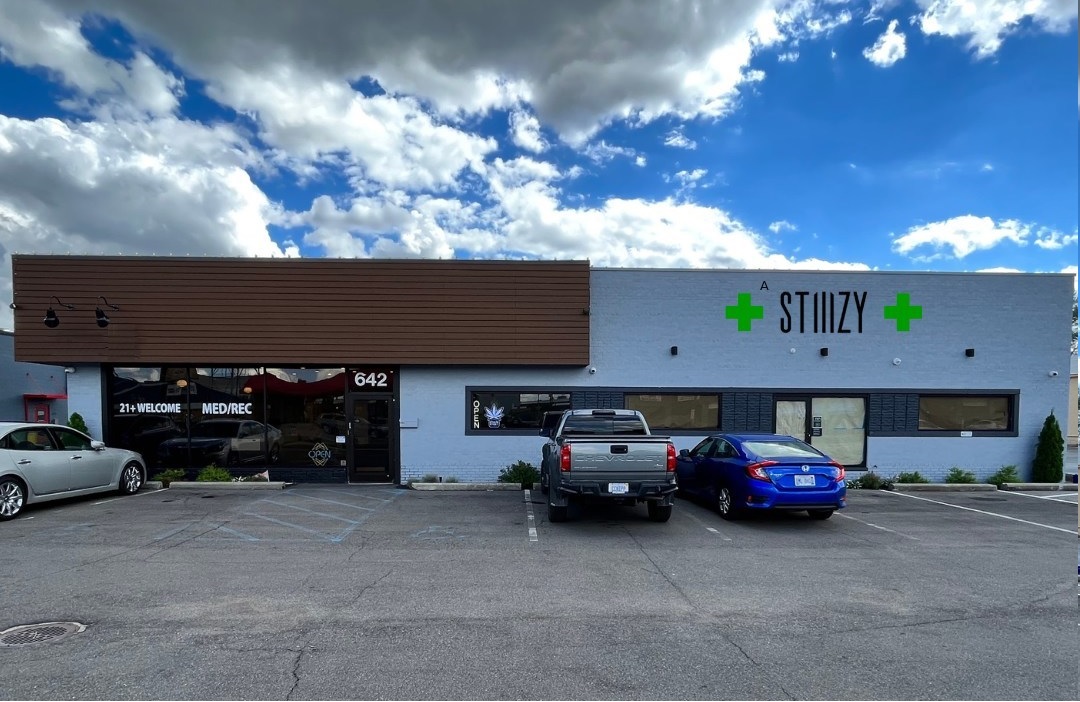 Exterior of Stiizy's Ferndale, Michigan, location. (Stiizy)