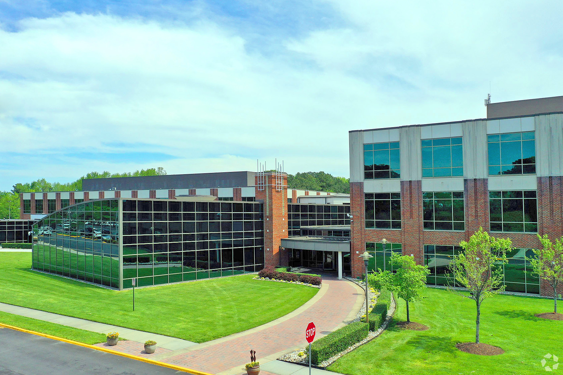 USAA is relocating to a larger building at 1341 Crossways Blvd. in Chesapeake, Virginia. (CoStar)
