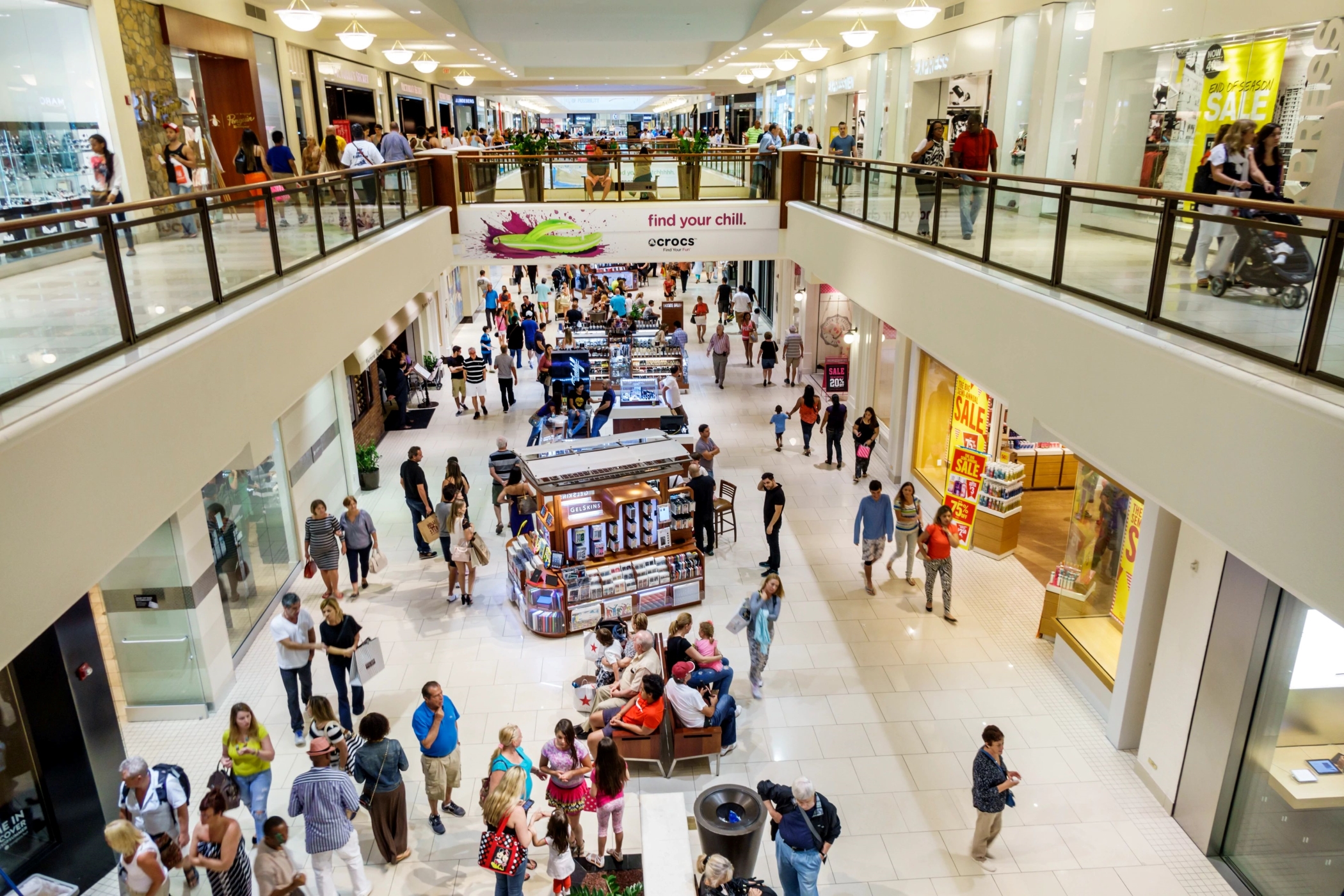 Consumers remain resilient, though households are cutting back plans for new spending in the coming year, according to a national survey by the Federal Reserve Bank of New York. (Getty Images)