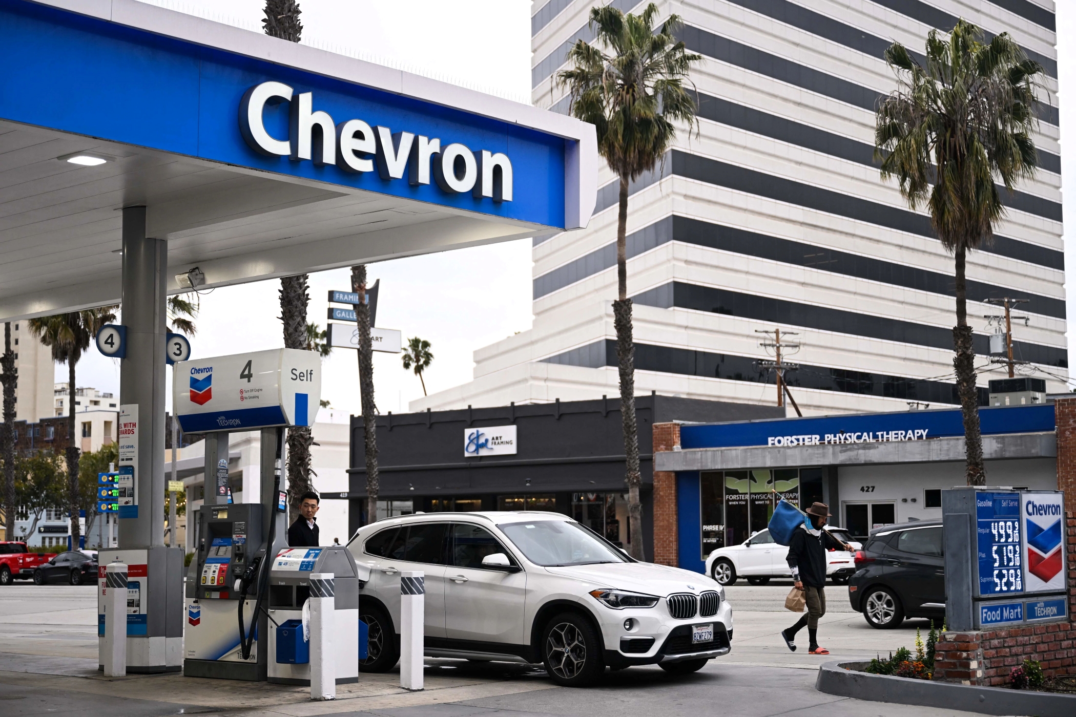 A 10% year-over-year decline in gasoline prices helped bring overall consumer inflation to its lowest annual level in more than three years, the Labor Department reported. (Getty Images)