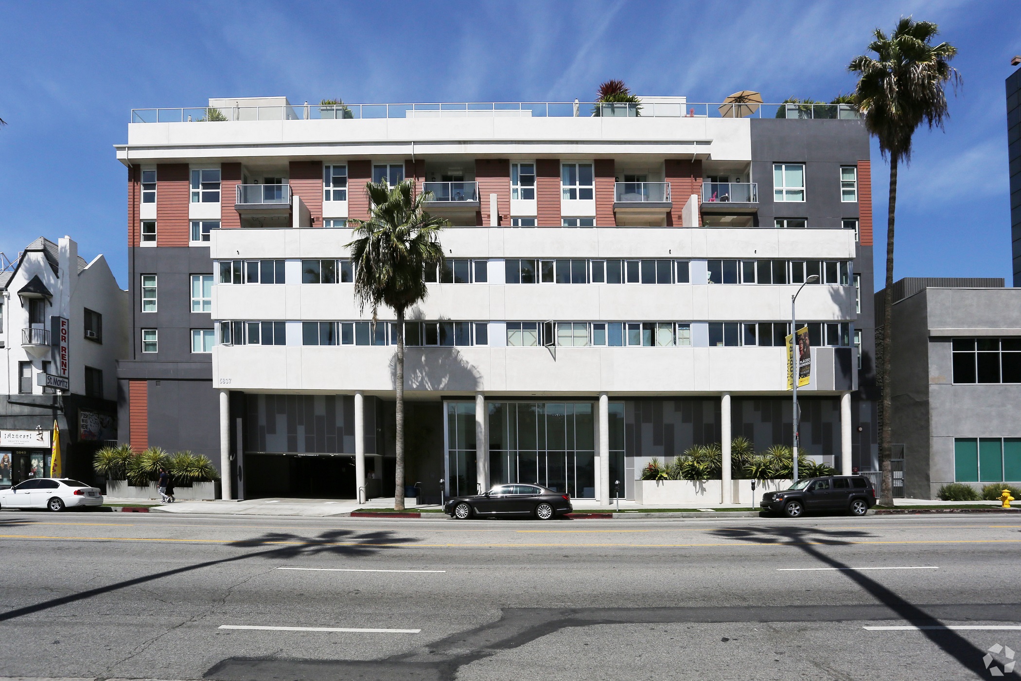 William on Sunset is a 79-unit apartment property at 5837 W. Sunset Blvd. in Hollywood. (Jay Sanchez/CoStar)