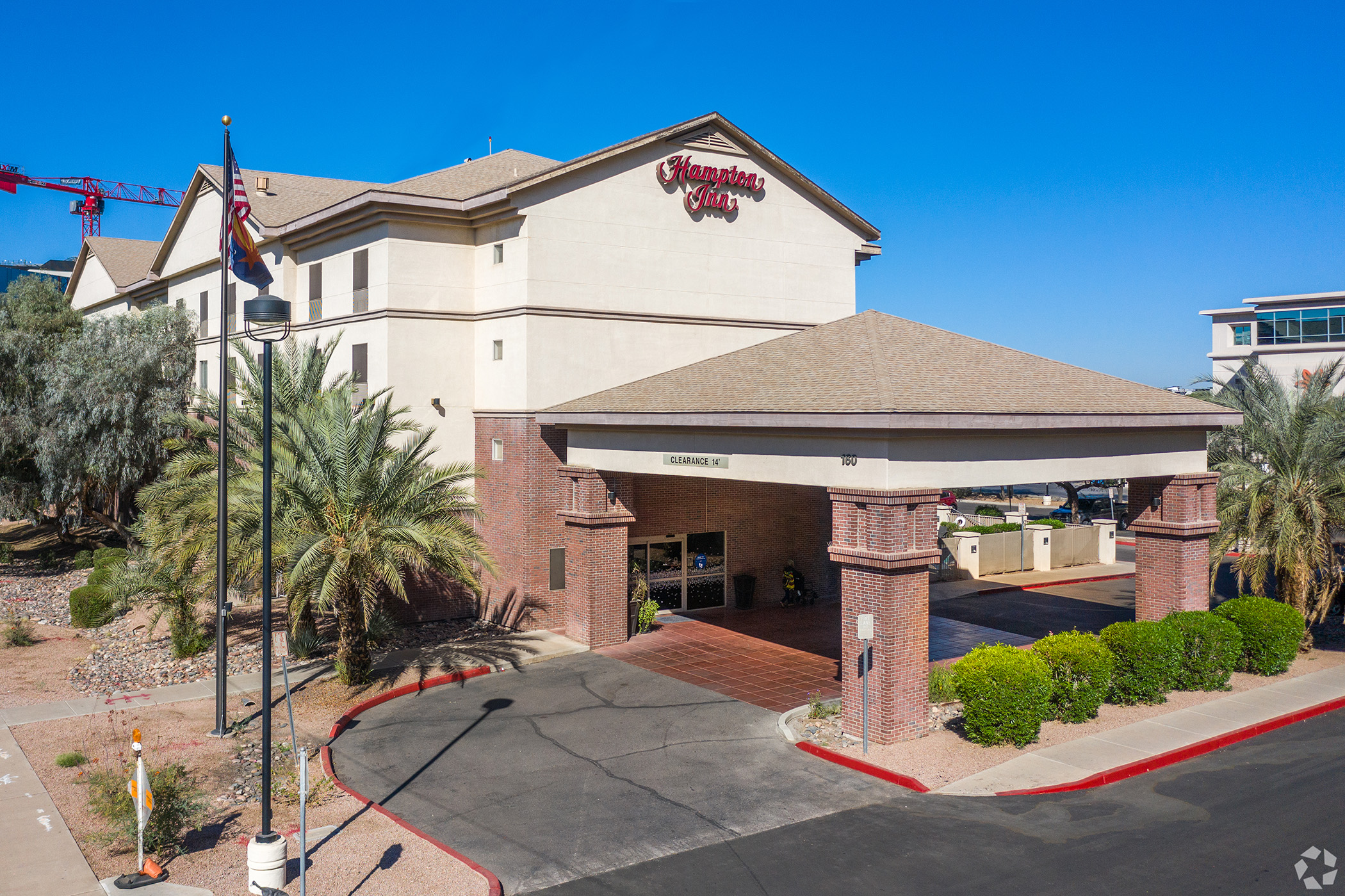 The Hampton Inn in midtown Phoenix was built in 1998. (CoStar)