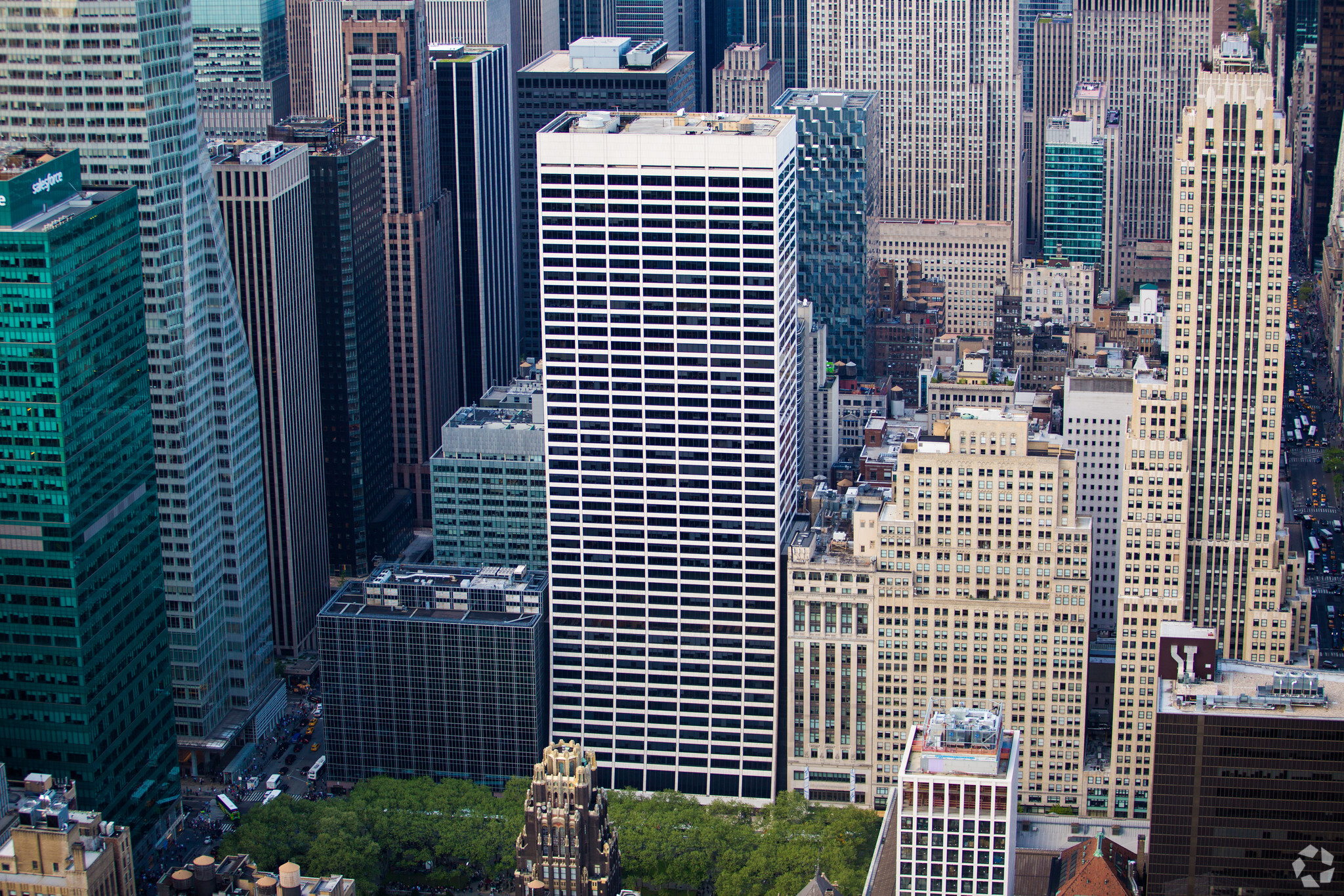 Safehold, one of the largest players in the ground lease market, is headquartered in the Grace Building in New York. (CoStar)