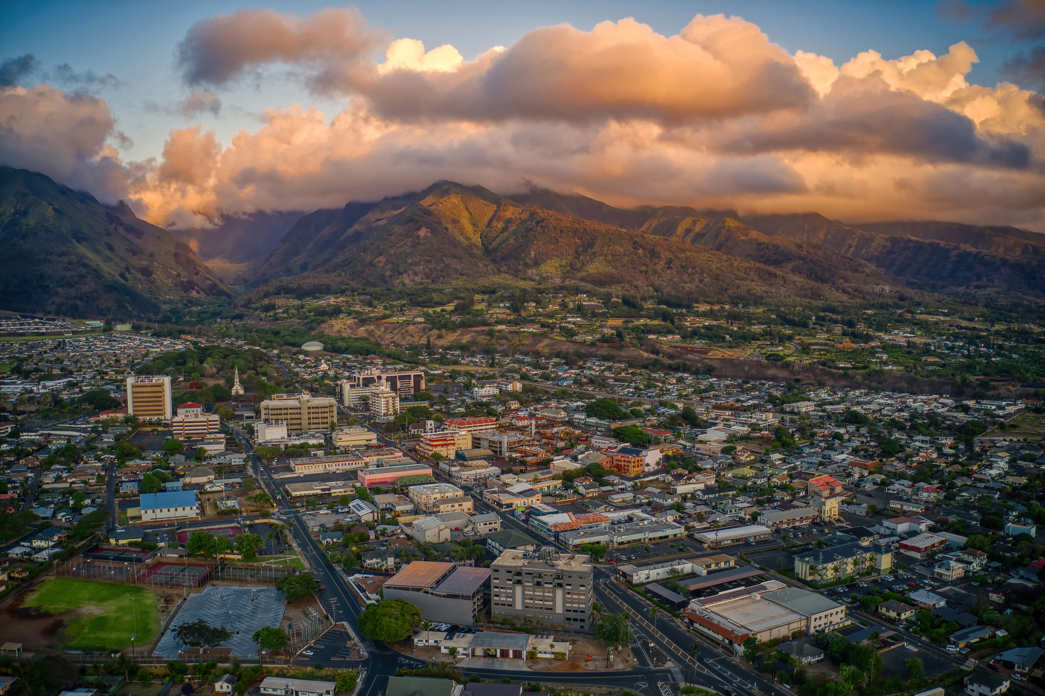 During the week ending Dec. 3, Maui hotels reported the highest average daily rate at $470. Pictured is the city of Wailuku on Maui. (Getty Images)