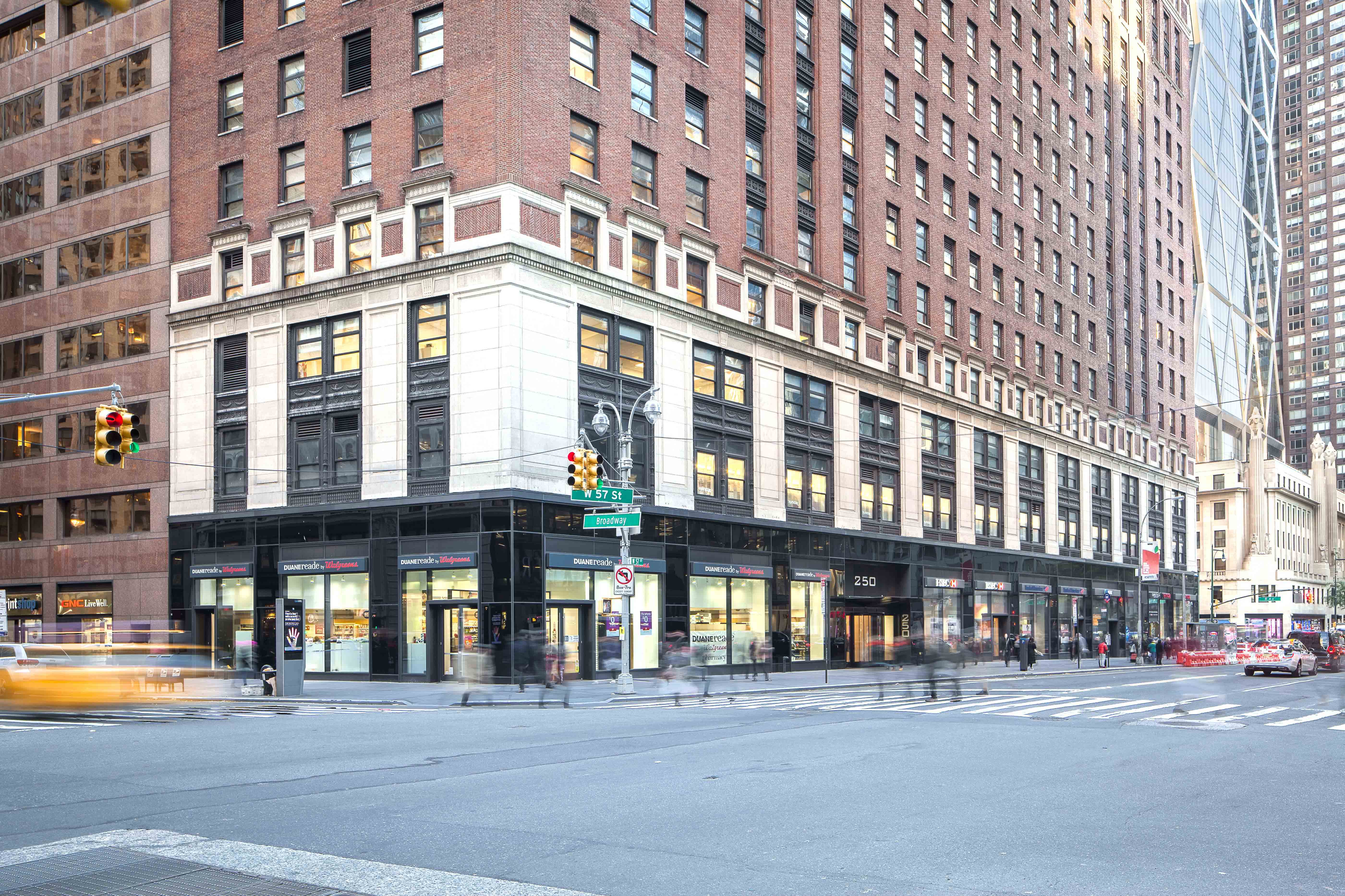 Empire State Realty Completes 180 Million Recapitalization For Vintage New York City Tower