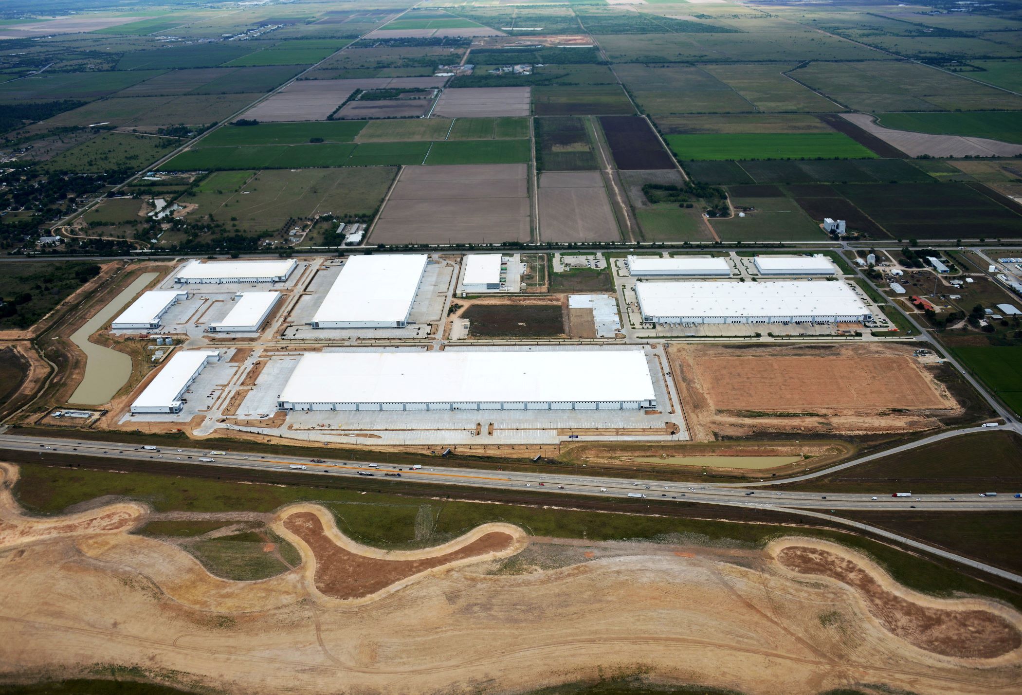 Tesla has leased more than 1 million square feet at Empire West Business Park in Brookshire, Texas. (CoStar)
