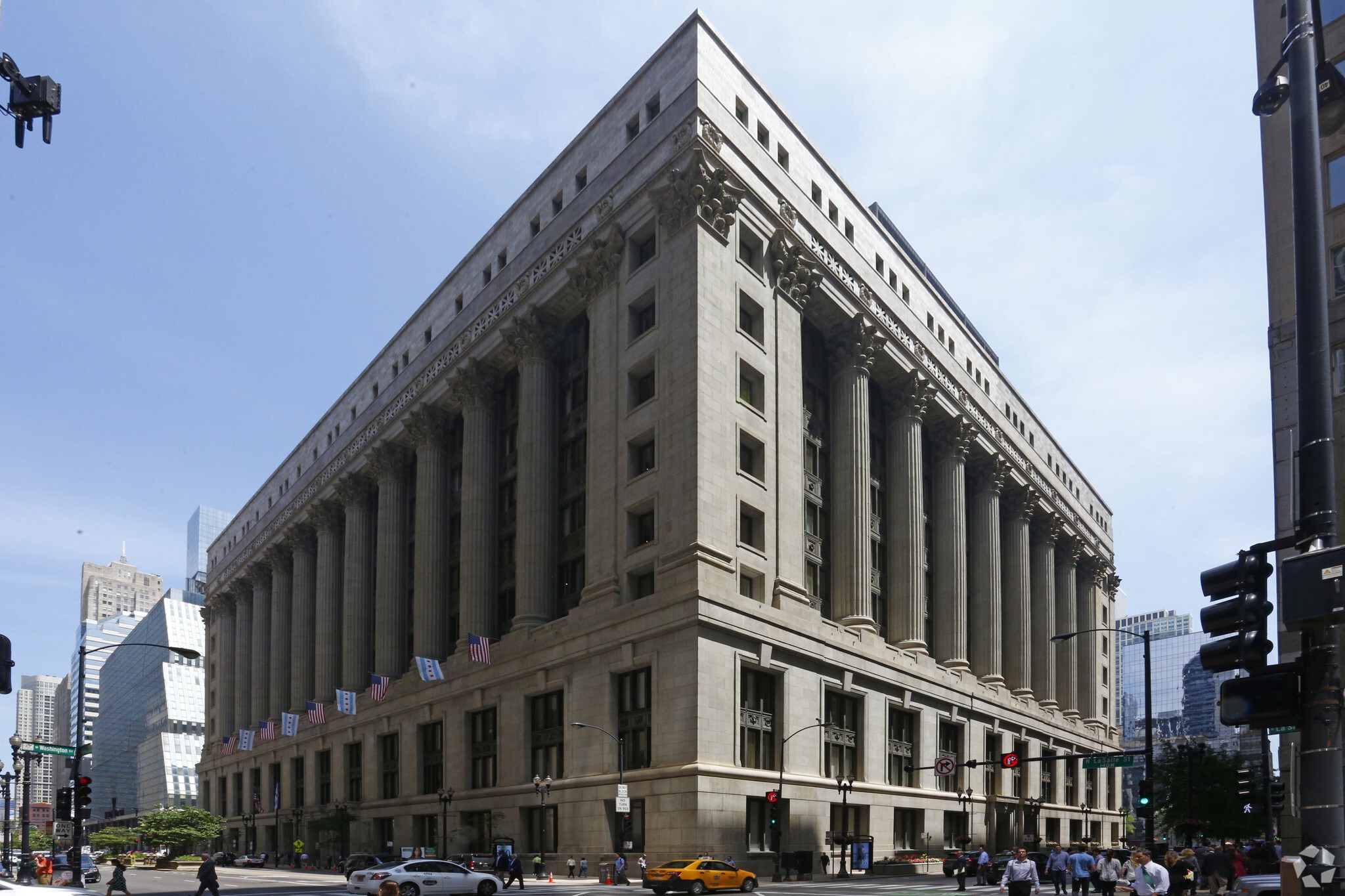 A special meeting of the Chicago City Council was one member short of the required number to discuss a new initiative to combat homelessness in the city. (CoStar)