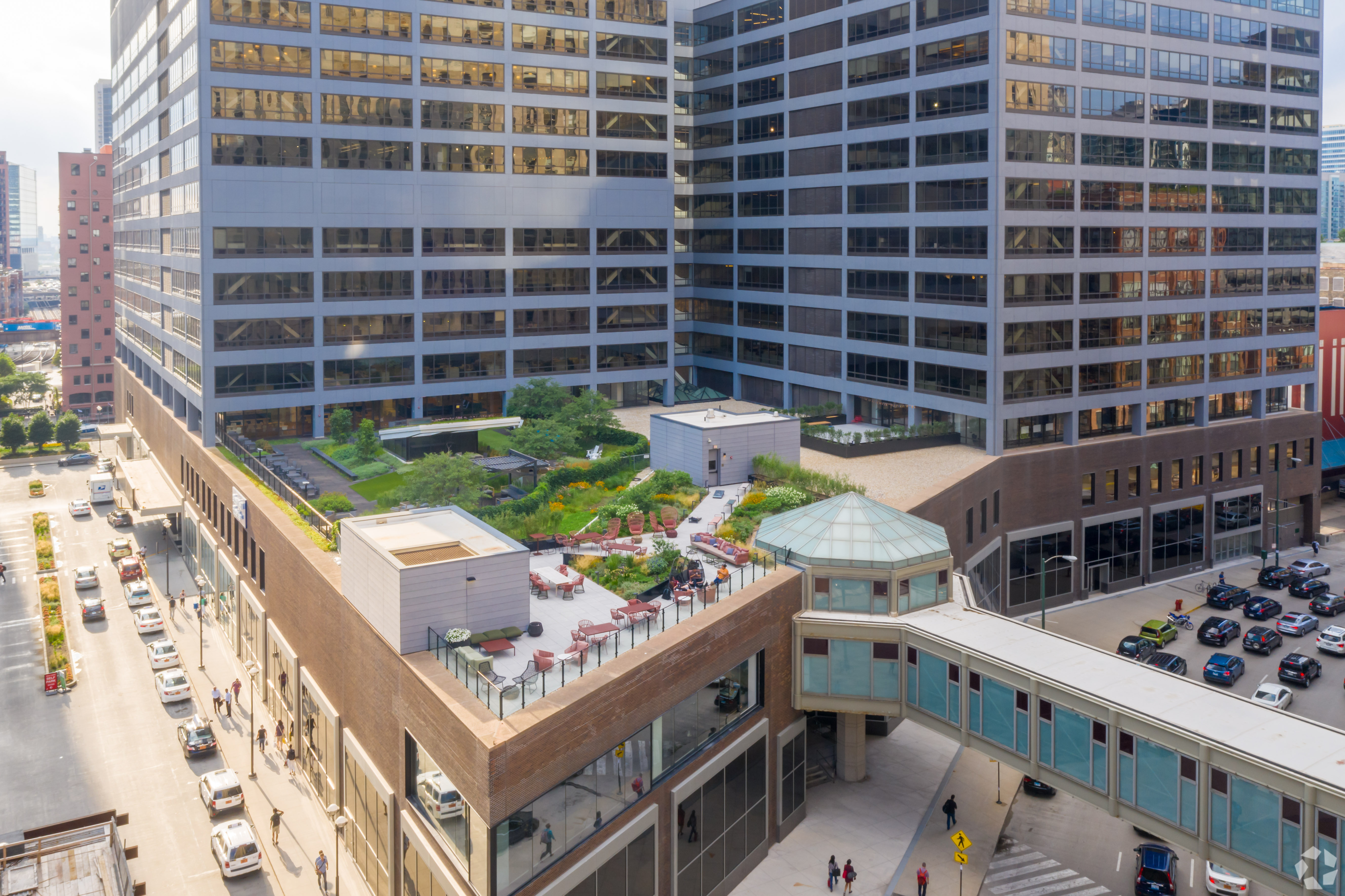 Financial Tech Firm to Open First Midwest Office in Chicago