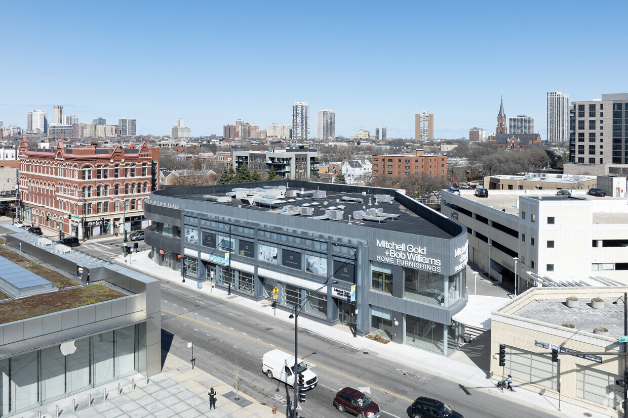 The Georgetown Company wants to replace a vacant retail building at 1565 N. Clybourn Ave., seen at lower right, with a 37-story apartment tower on Chicago's North Side. Neighboring retail and parking structures would be preserved. (Brett Bulthuis/CoStar)