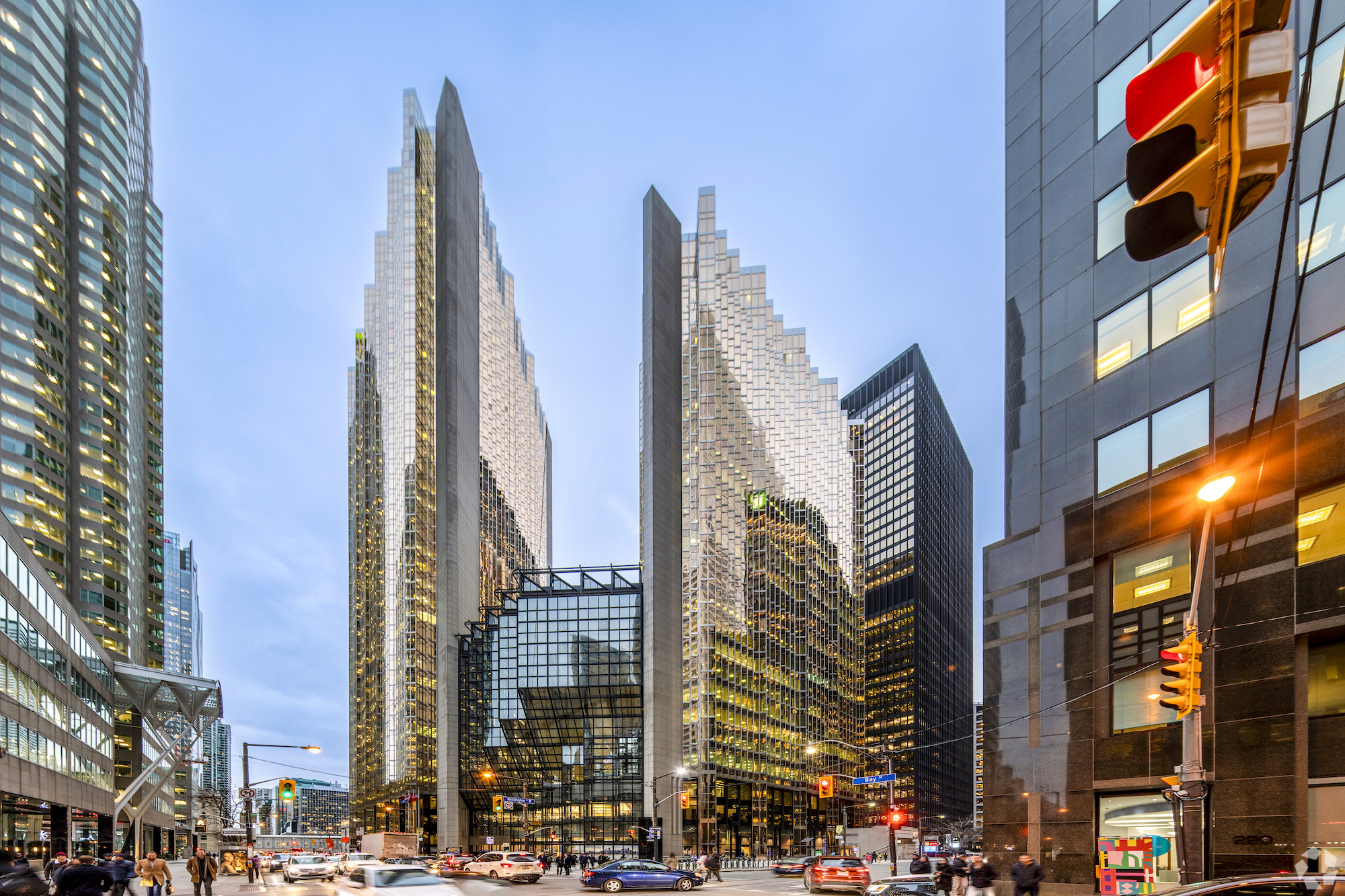 Global law firm Mintz has moved into the south tower of Royal Bank Plaza. (CoStar)