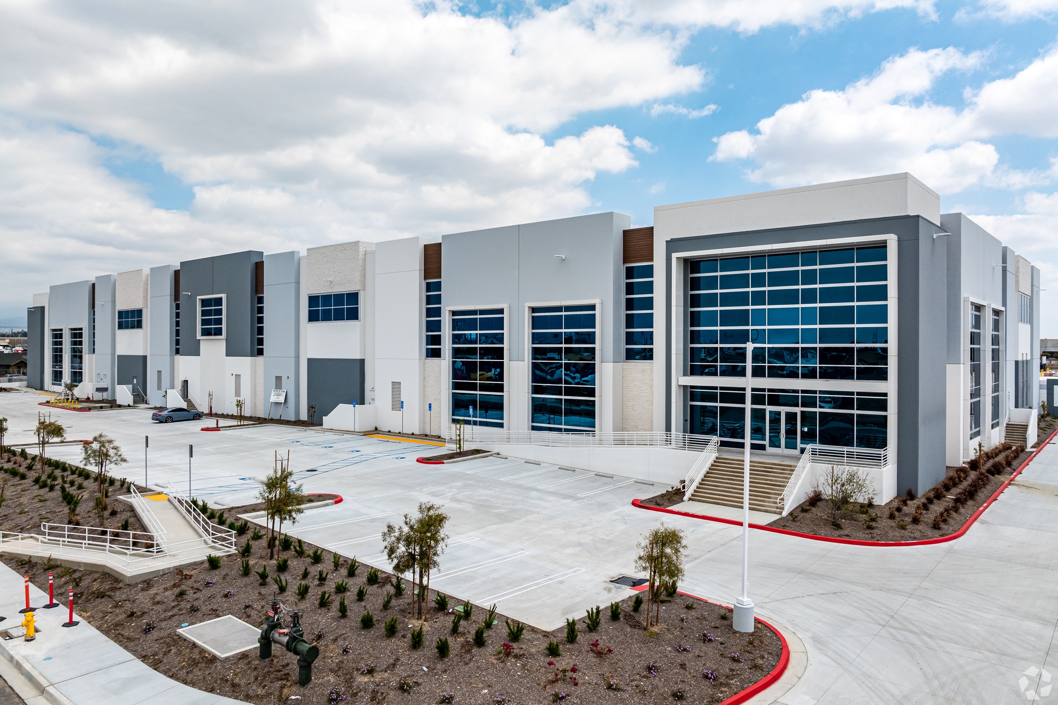 The warehouse property at 14801 Slover Ave. in Fontana, California. (CoStar)