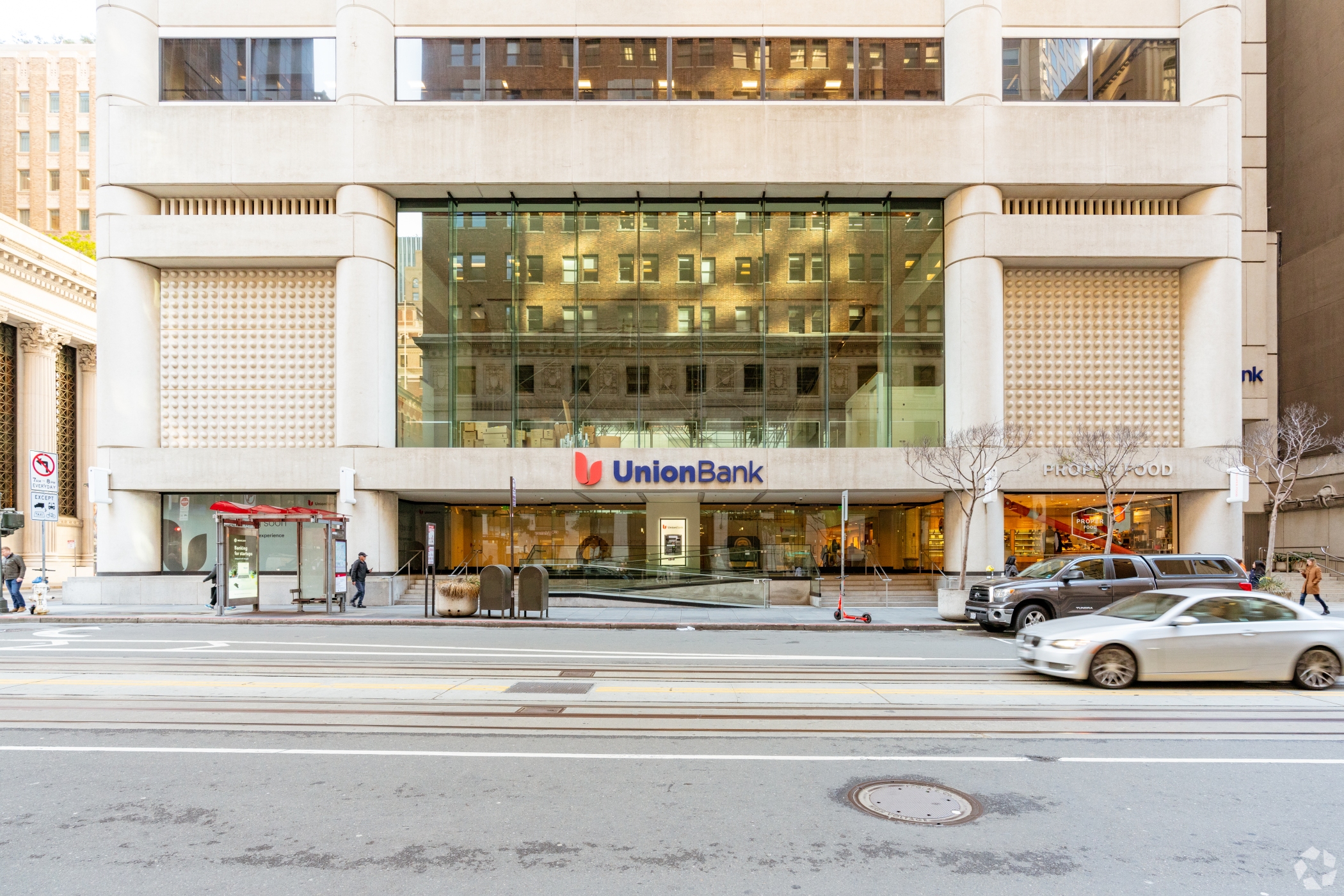 The Union Bank-owned office tower at 350 California St. in downtown San Francisco hit the market in mid-2020. (CoStar)