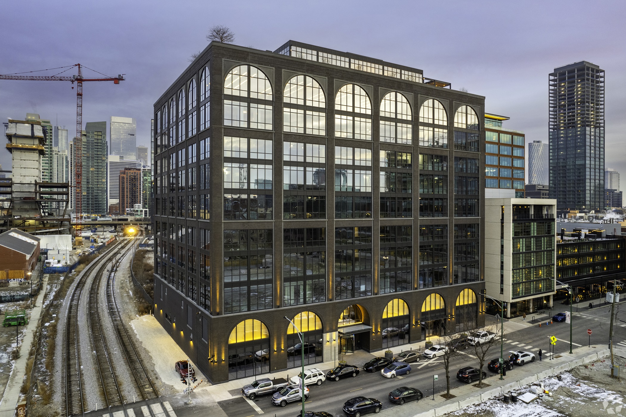 The 345 North Morgan office building in Chicago uses thin bricks, a type of brick that's lighter and cheaper than a standard-sized brick, in the exterior cladding. (Justin Schmidt/CoStar)