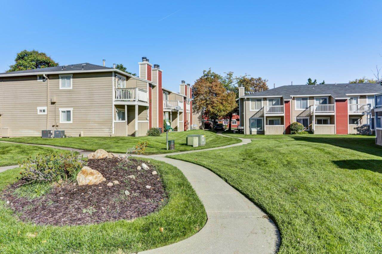 Bridge Investment Group’s latest affordable housing fund acquired Overlook Point in Salt Lake City this summer. (CoStar)