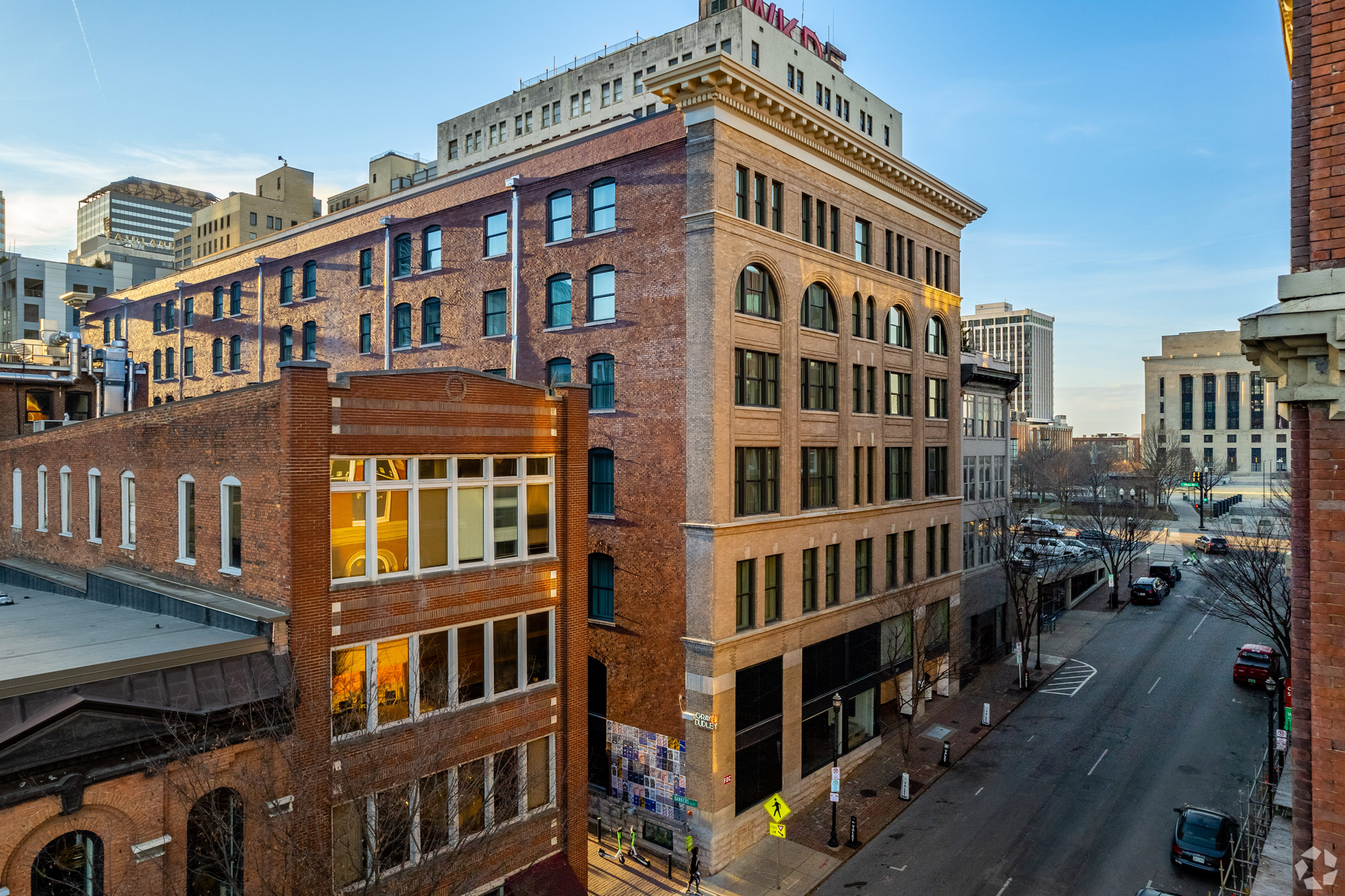 RLJ Lodging Trust is on track with its conversion of the Bankers Alley Hotel in Nashville, Tennessee, to Hilton's Tapestry Collection. (CoStar)