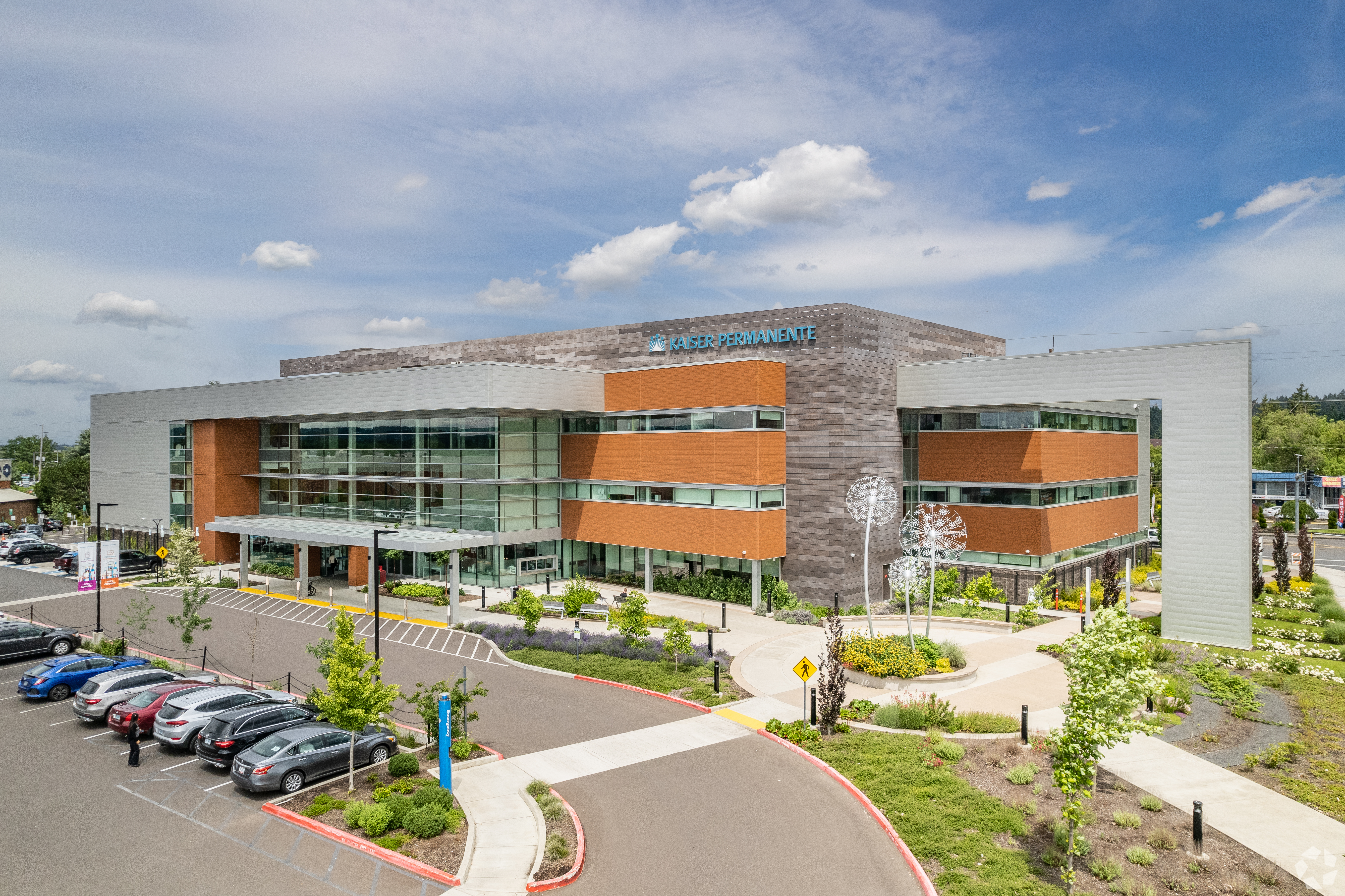Medical office space has been outperforming traditional office space recently. (CoStar)