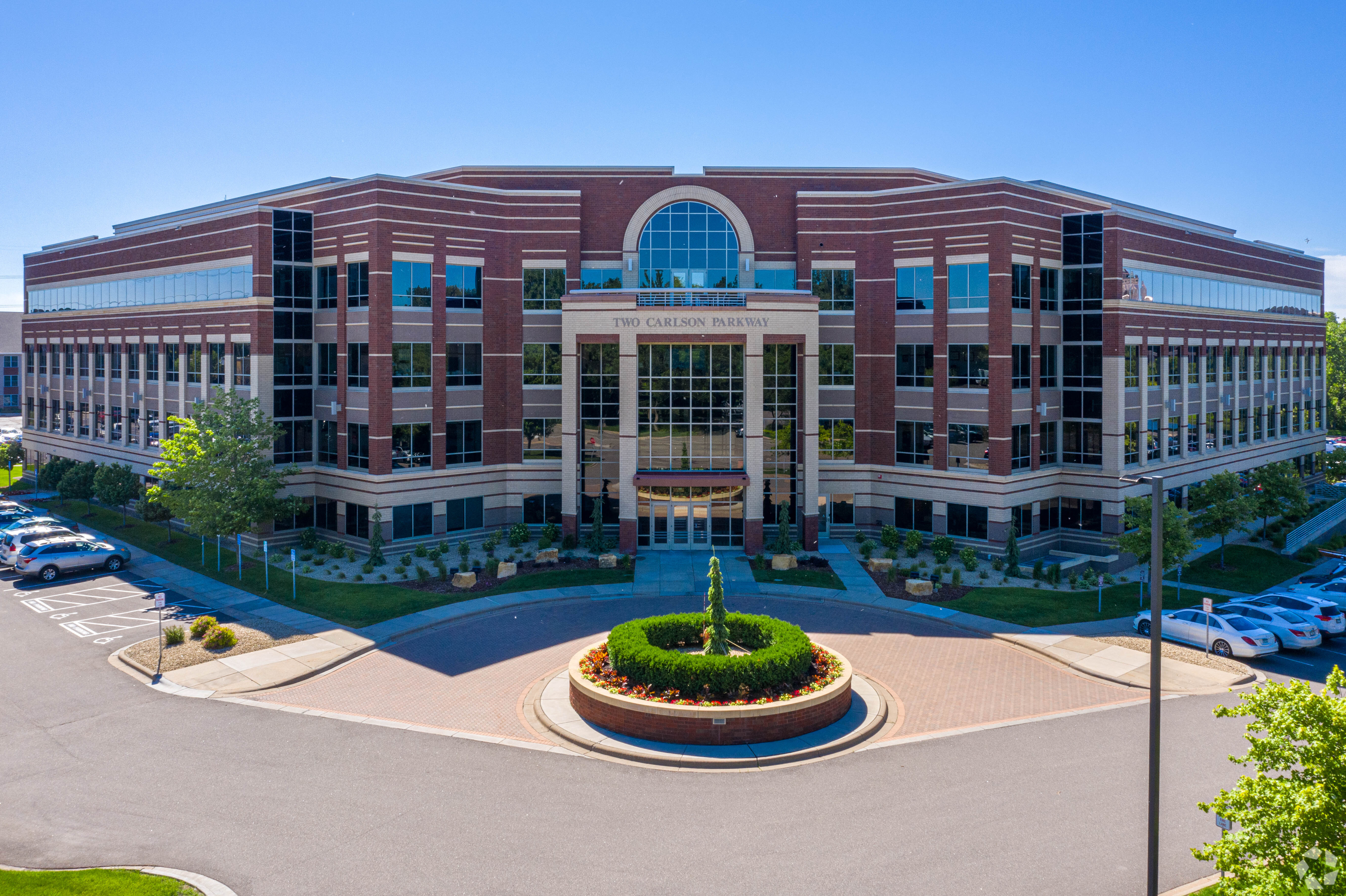 Two Carlson Parkway, an office building in Plymouth, is the younger sibling of another office building, One Carlson Parkway, which sits across the street. (CoStar)