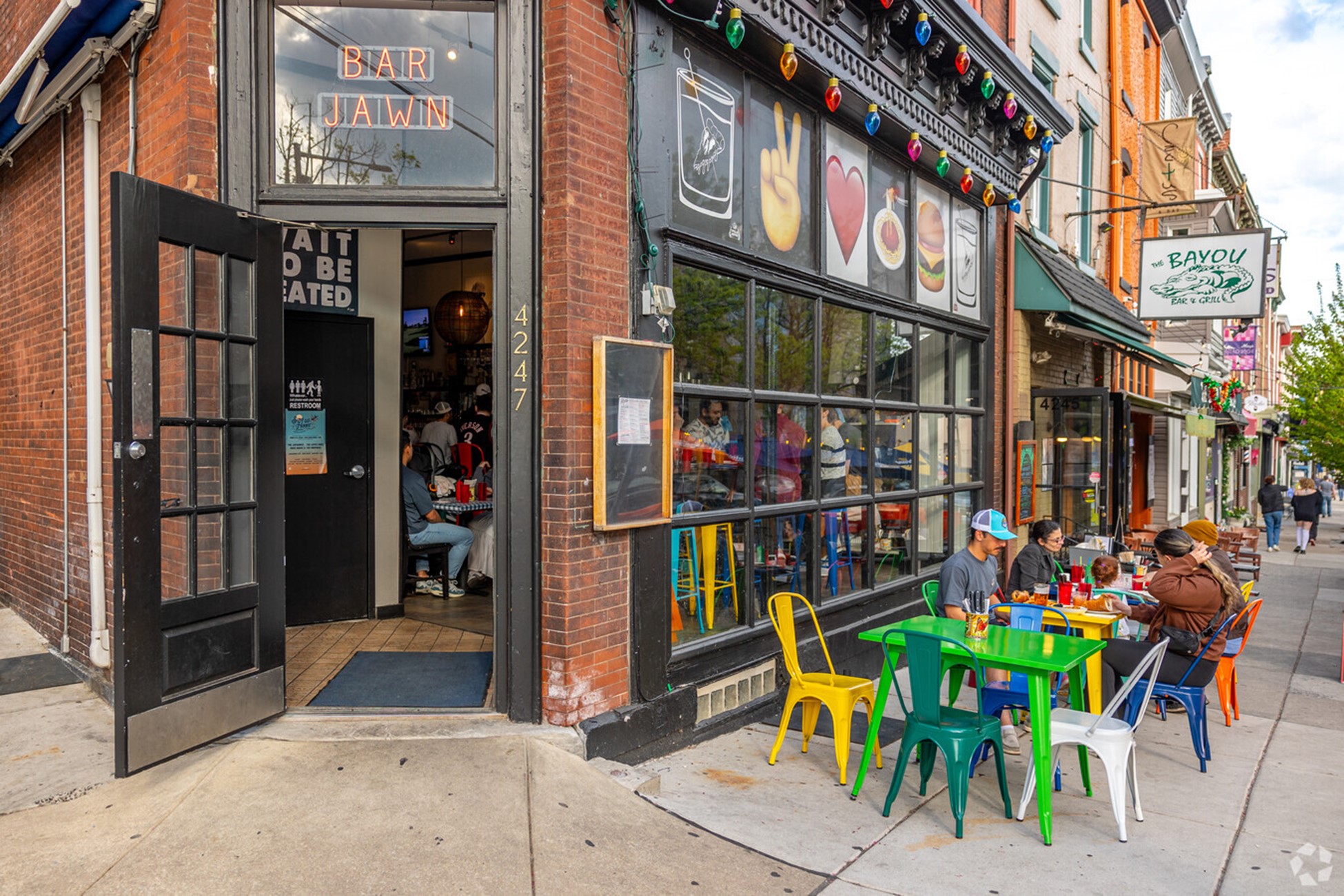 A bar in Philadelphia's Manayunk neighborhood. (CoStar)