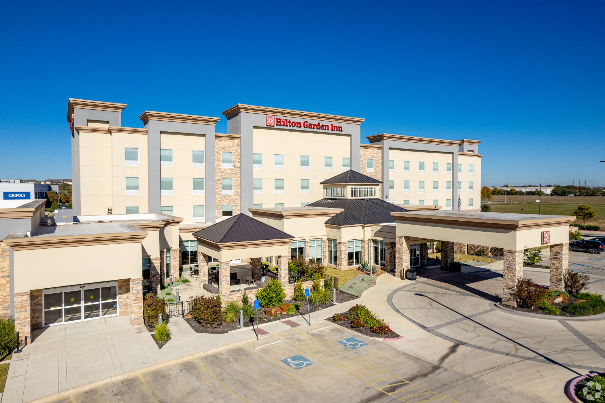 Partners Real Estate used one of its funds to buy a Hilton Garden Inn hotel property in San Marcos, Texas. The hotel is located along the Austin-San Antonio Corridor, a growing economic hub located in the suburban areas between Austin, Texas, and San Antonio. (CoStar)
