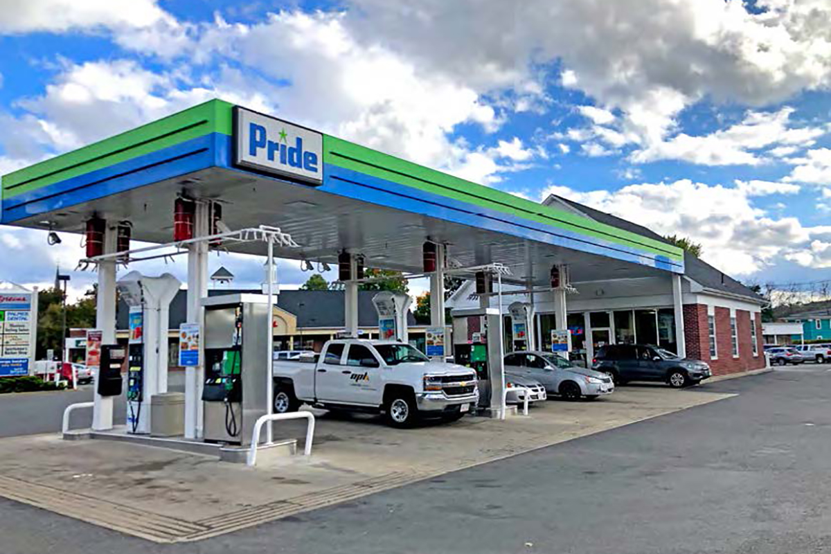 Pride Convenience Holdings operates 31 Massachusetts locations including this one at Palmer Plaza in Palmer. (CoStar)
