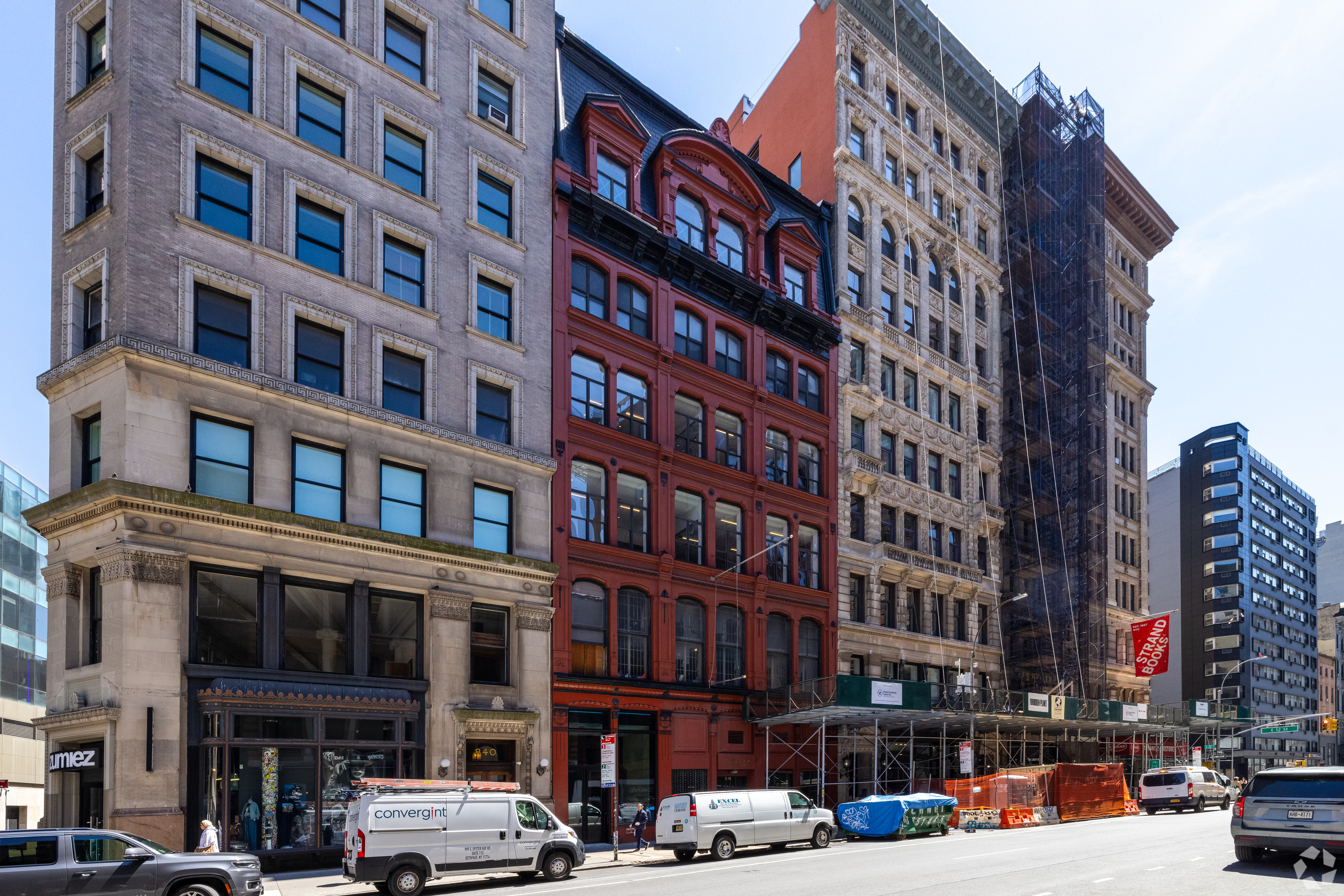 Landmarked 838 Broadway in Manhattan recently competed a gut renovation. (CoStar) 