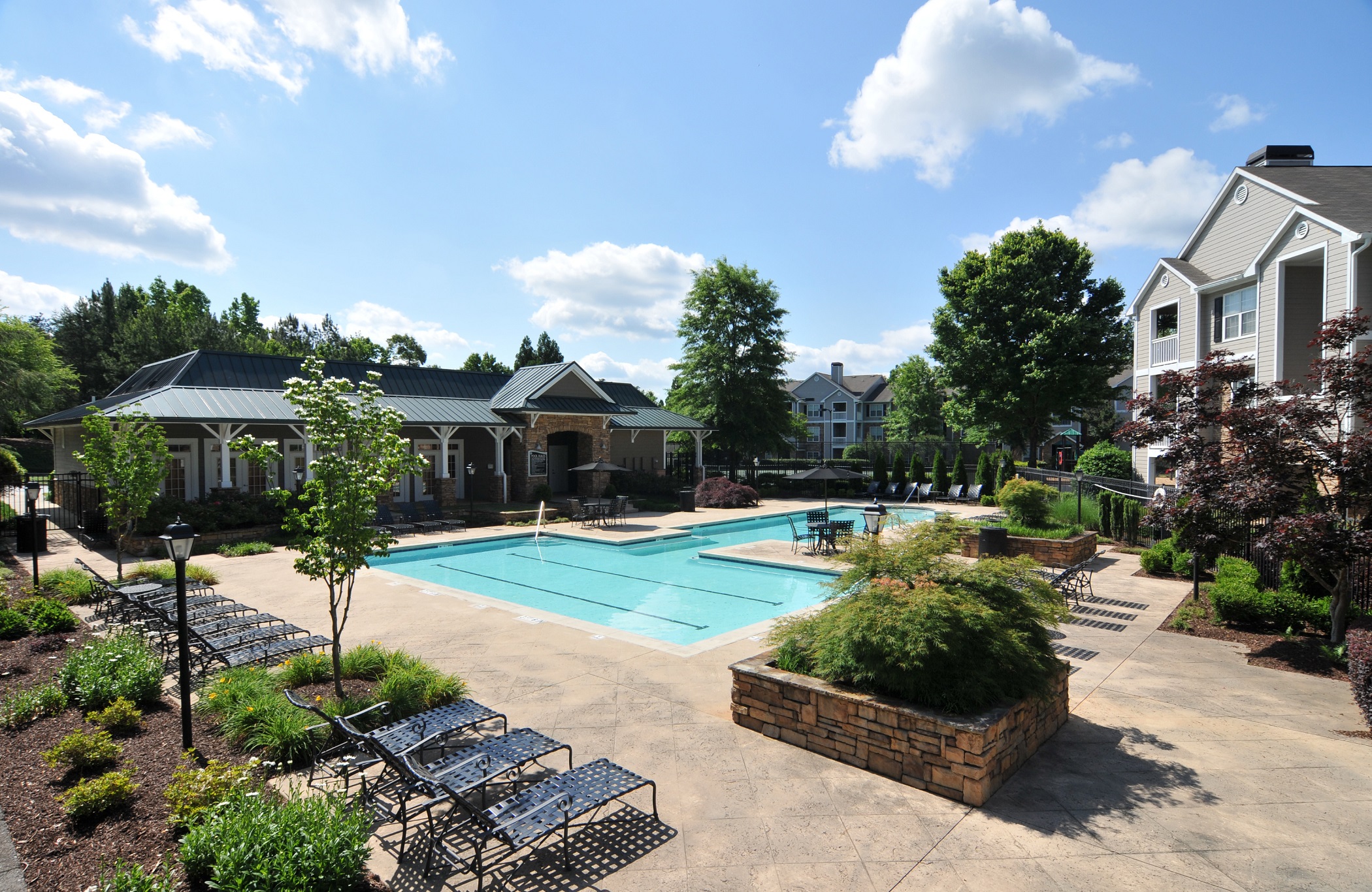 Bell Partners Acquires Alpharetta, Largest Apartment Complex