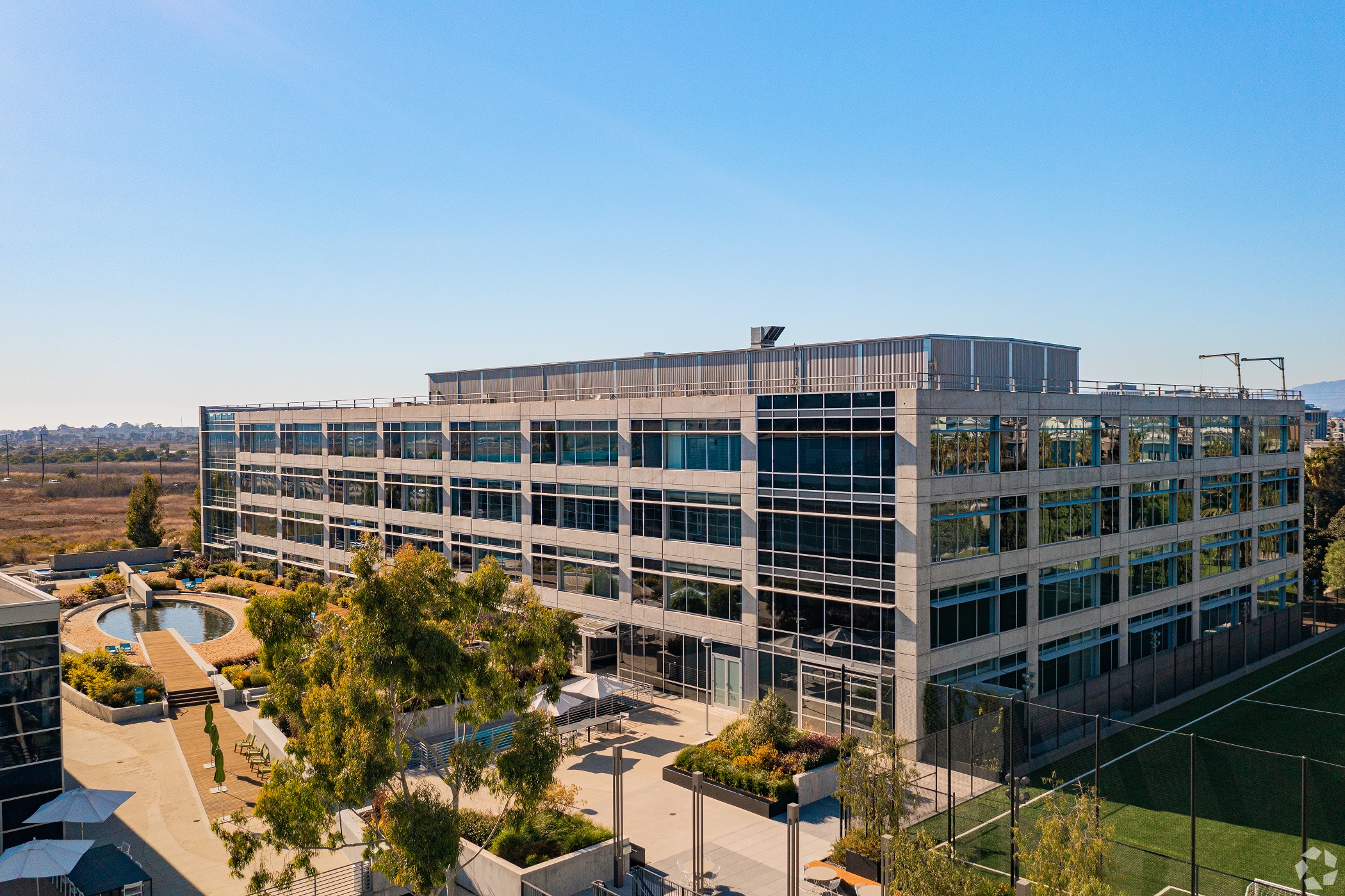 An esports company leased roughly 13,000 square feet at 5510 Lincoln Blvd. in the Los Angeles neighborhood of Playa Vista. (CoStar) 
