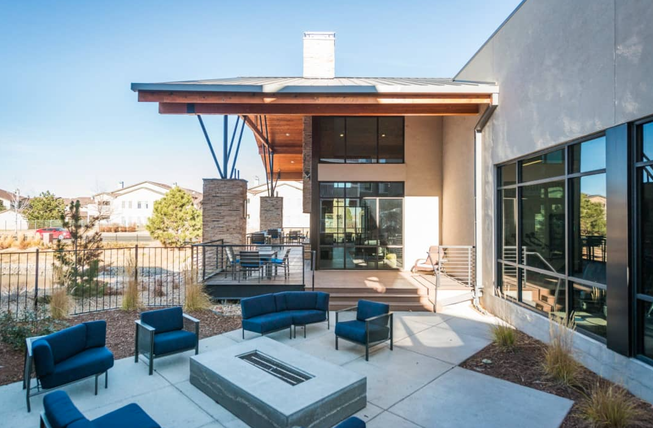 Southern California investment firm Oak Coast Properties acquired the 240-unit Camber Apartments property in Denver for nearly $90 million. (LMC) 