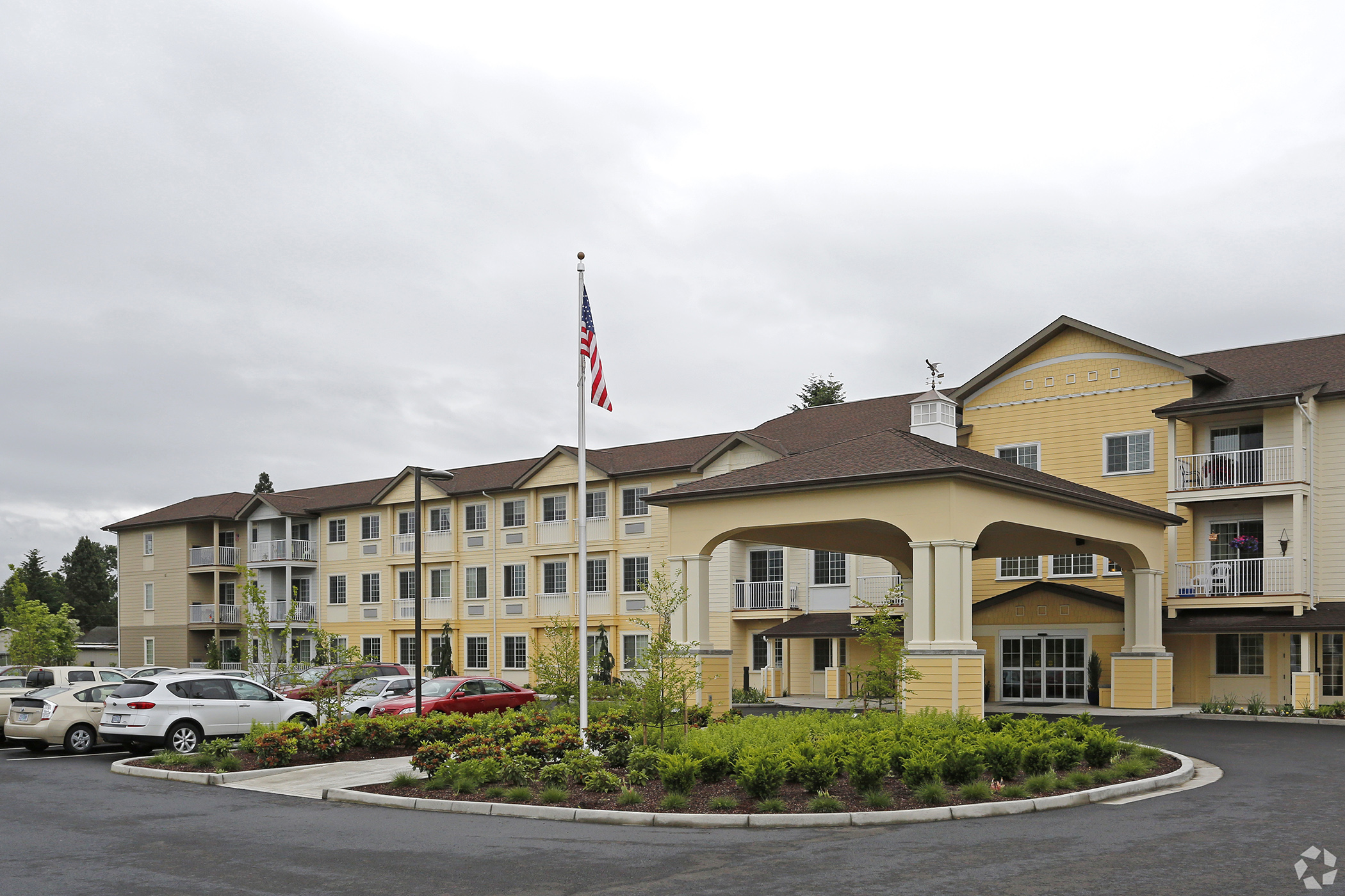 Crescent Park, an independent living property for seniors in Eugene, Oregon, was built in 2014. (CoStar)