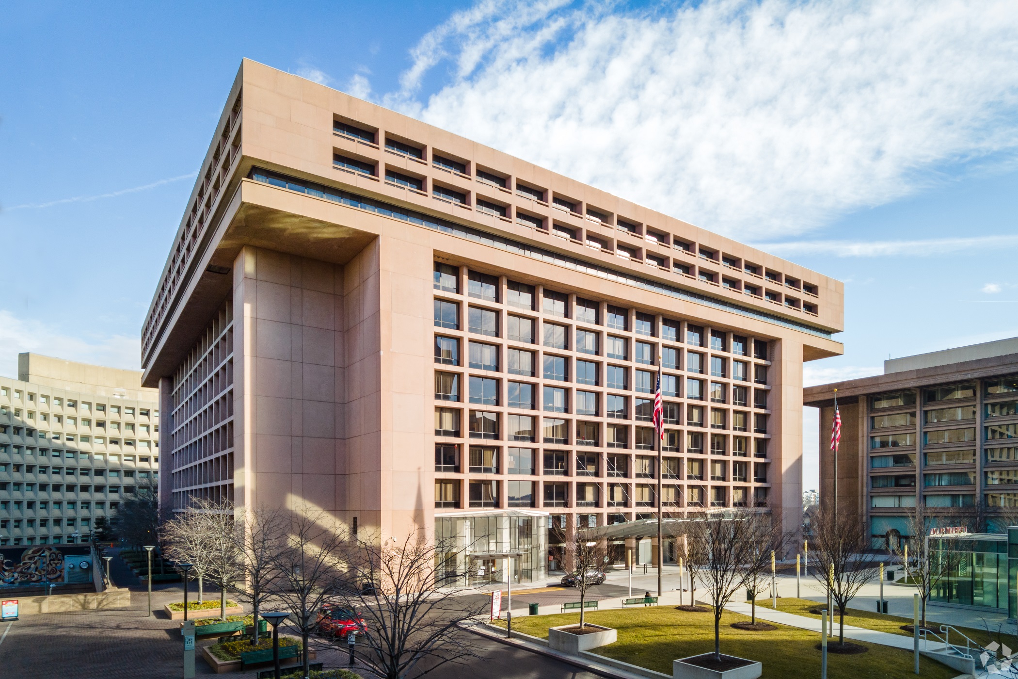 Federal buildings designed in the brutalist style, such as L'Enfant Plaza in Washington, D.C., have drawn the ire of supporters of traditional architecture, including former President Donald Trump and Sen. Marco Rubio. (CoStar)