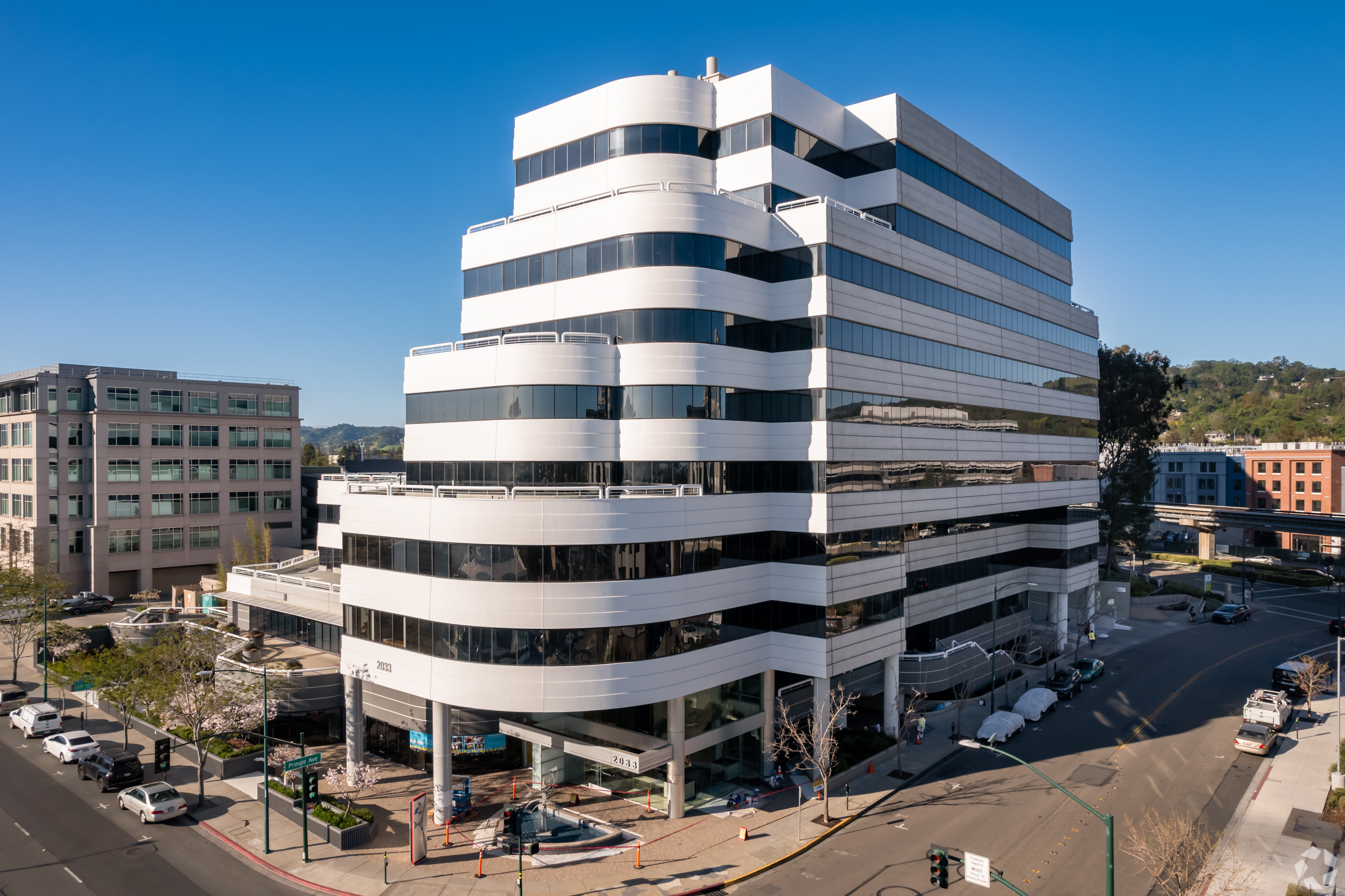 The Ygnacio Center office complex in Walnut Creek, California, is across from a BART station and near major freeways. (CoStar) 