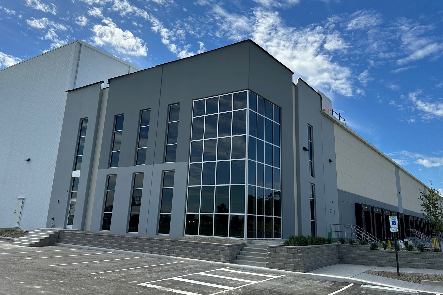 SK Food Group leases a newly constructed cold storage facility in Columbus, Ohio. (Crawford Hoying)