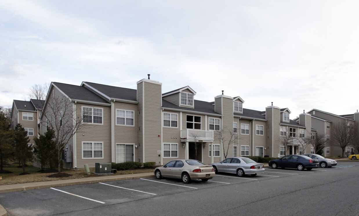 CAPREIT Adds Suburban Philadelphia Apartment Complex to Growing Portfolio