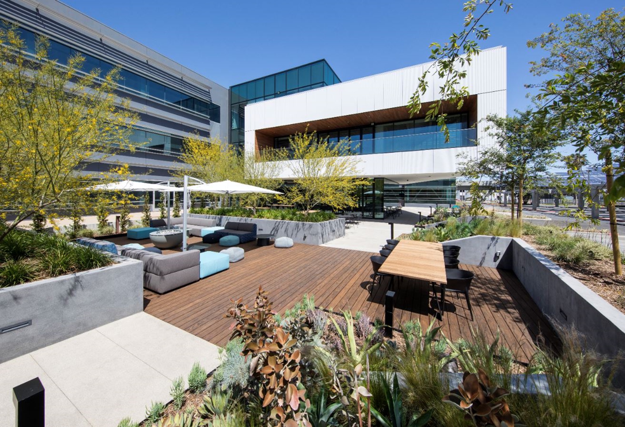 The roughly 151,000-square-foot Grand + Nash creative office building is located at 2160 E. Grand Ave. in El Segundo, California. (CoStar)