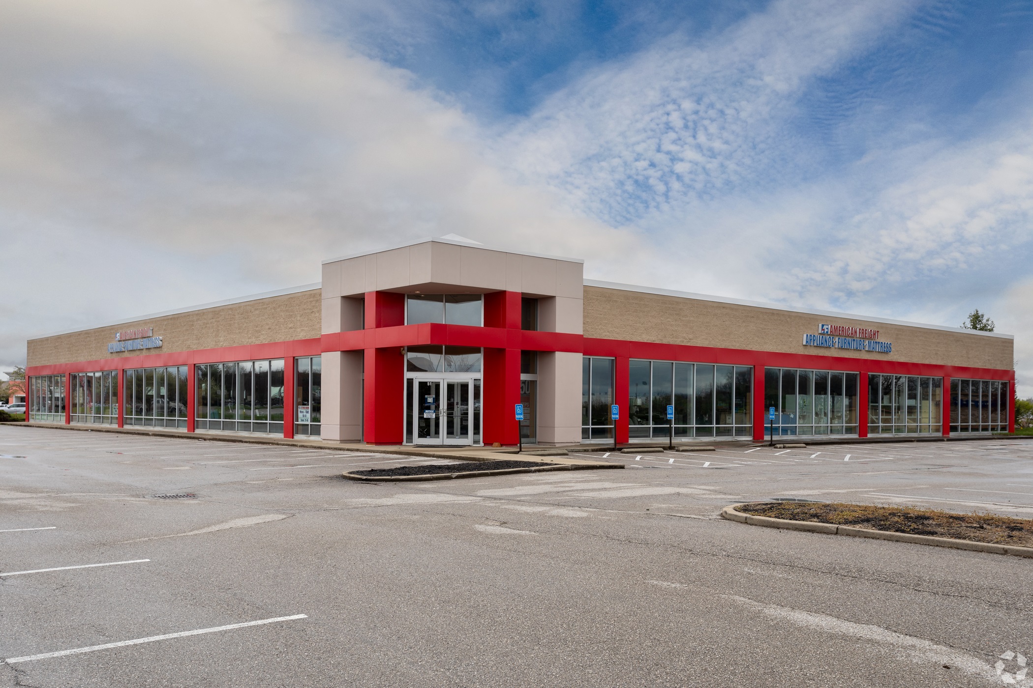 American Freight began shuttering all stores in November following its parent company filing for bankruptcy protection. (CoStar)