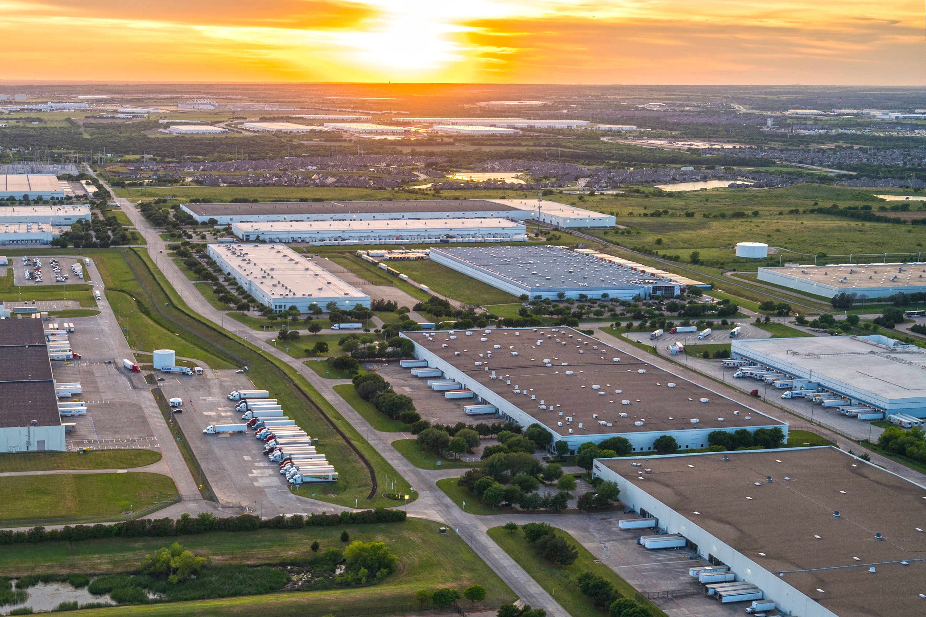 Samsung's heating and air conditioning division based in Fort Worth, Texas, plans to expand to take the entirety of Alliance Gateway Building 55 in Roanoke, which is shown in this aerial photo. (Hillwood)