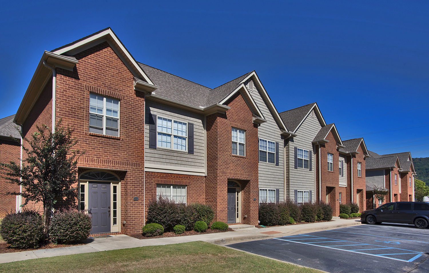 Investor Picks Up Apartment in Small Alabama City With a Resilient Economy