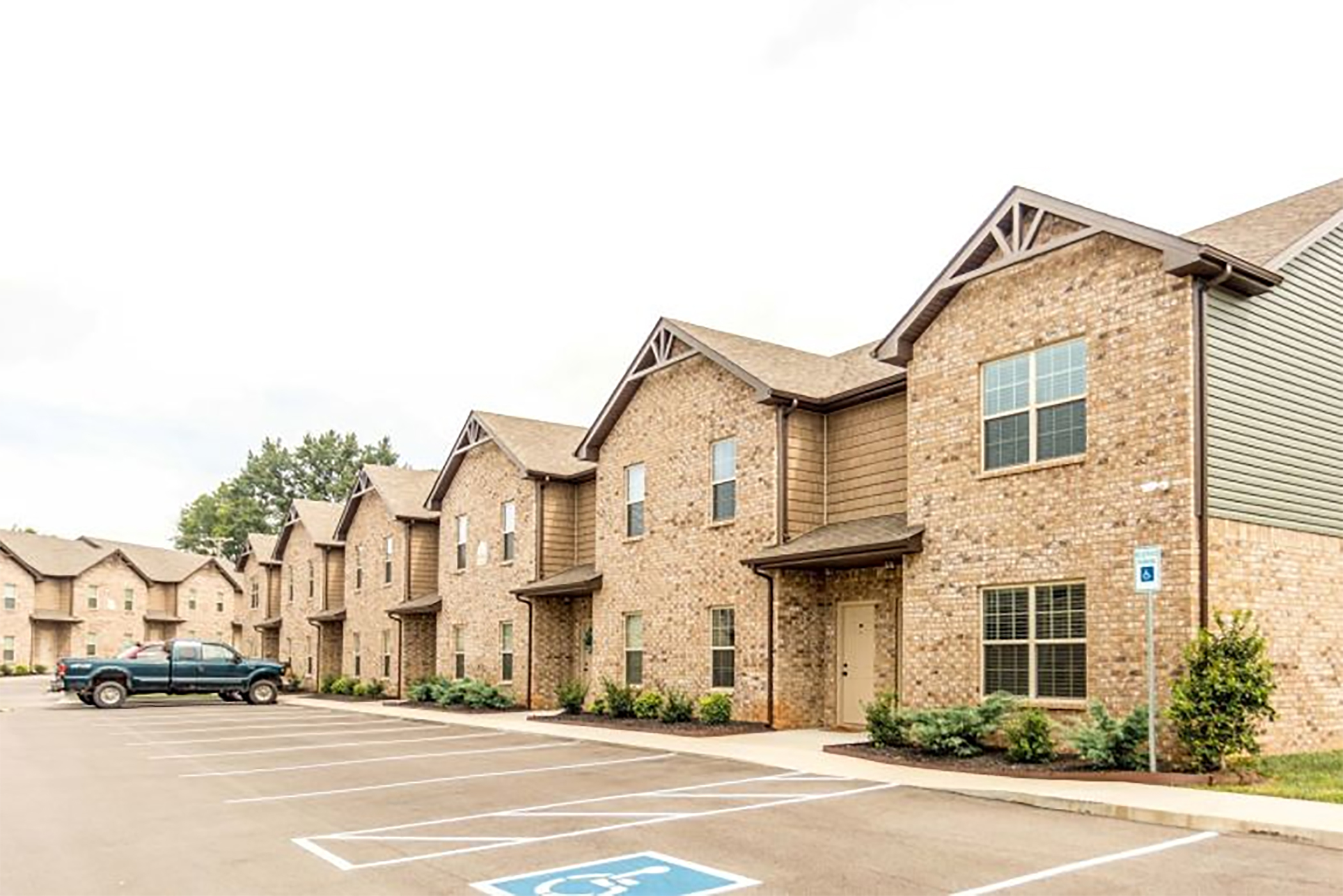 Chicago Investor Makes a Stop in Clarksville, Tennessee, for Latest