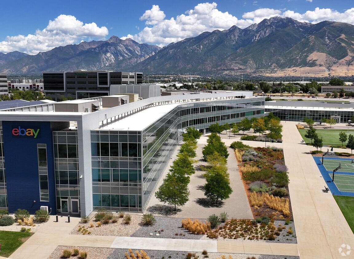 The Canyons School District Board of Education in Utah purchased the former eBay regional headquarters in Draper, Utah, and will transform it into a new innovative learning campus for high-school students. (CoStar)