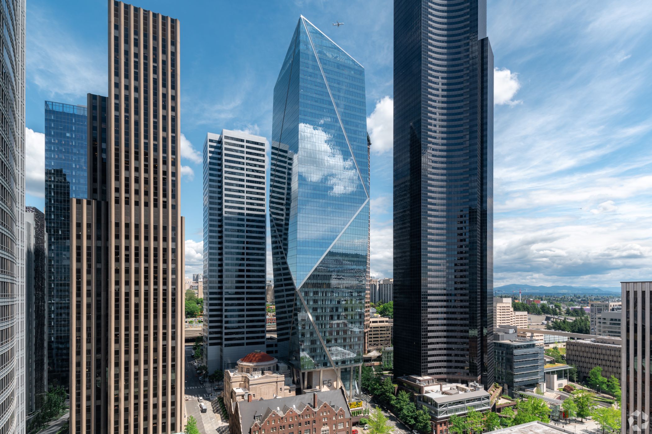 CoStar 1 Commercial Real Estate Information Company